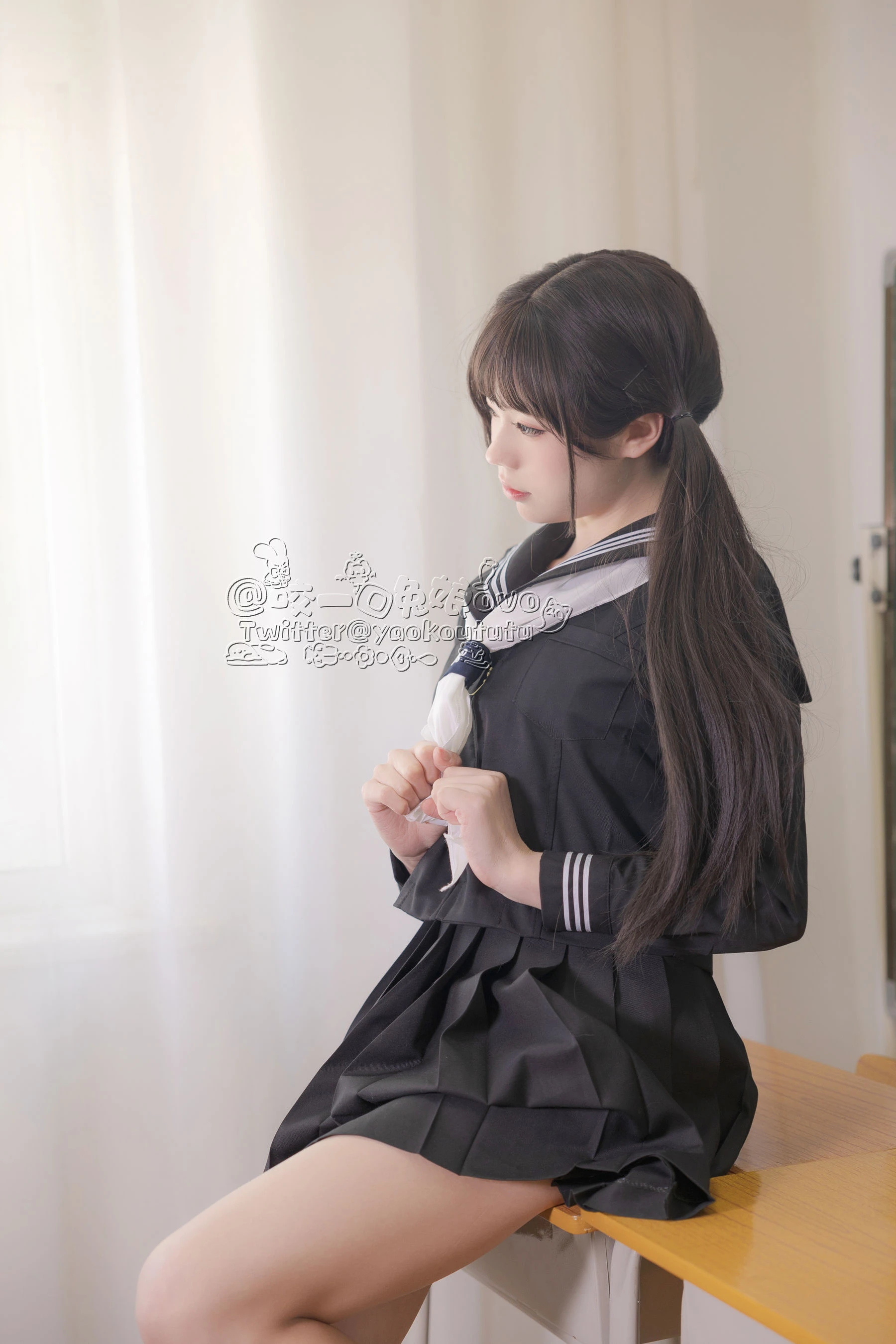 模特高貴戶外寫真 – 晴日俏皮風格展現限量 - 20