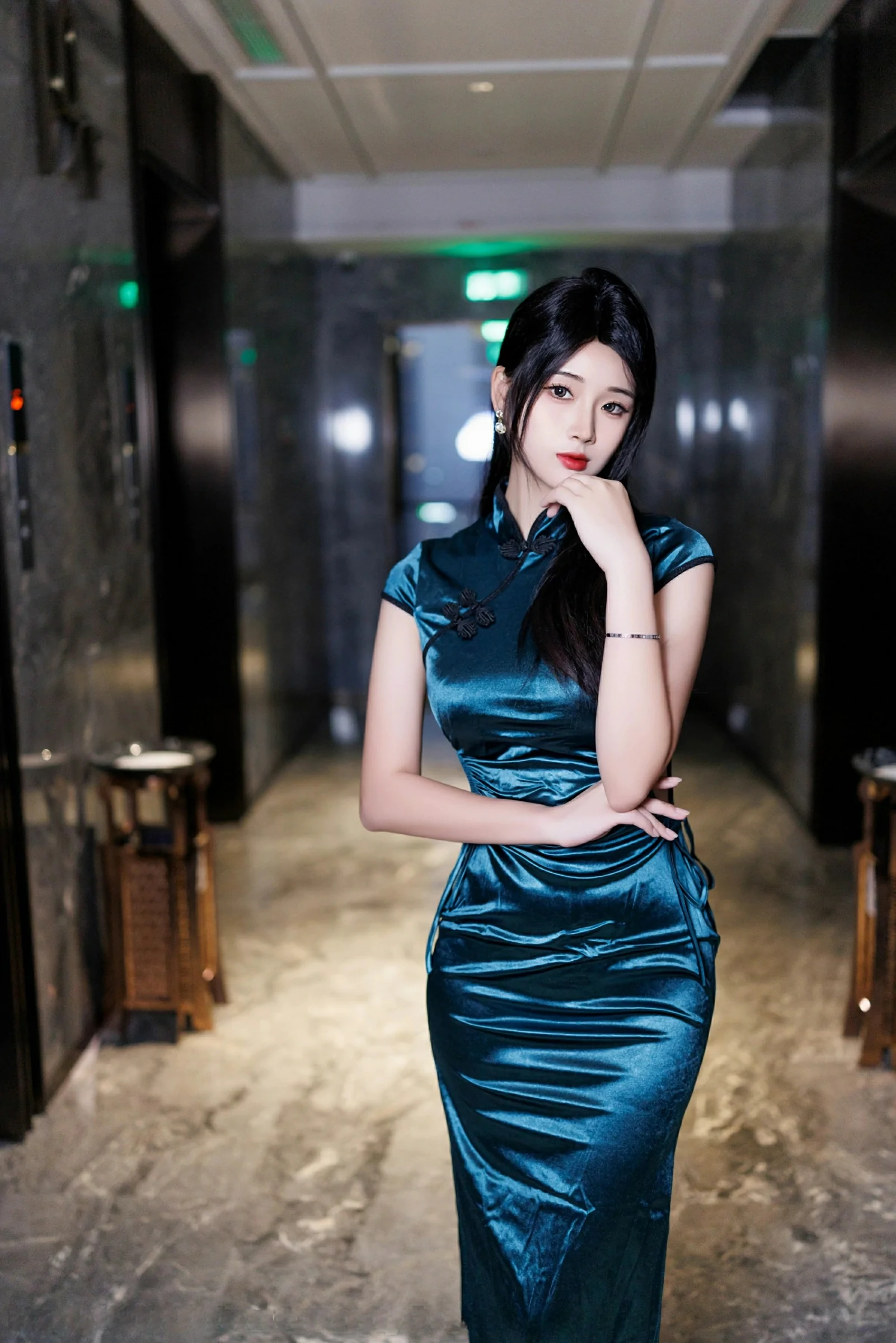 正午苗慄模特寫真精選 – 火辣夜景激情完美融合典藏 - 3