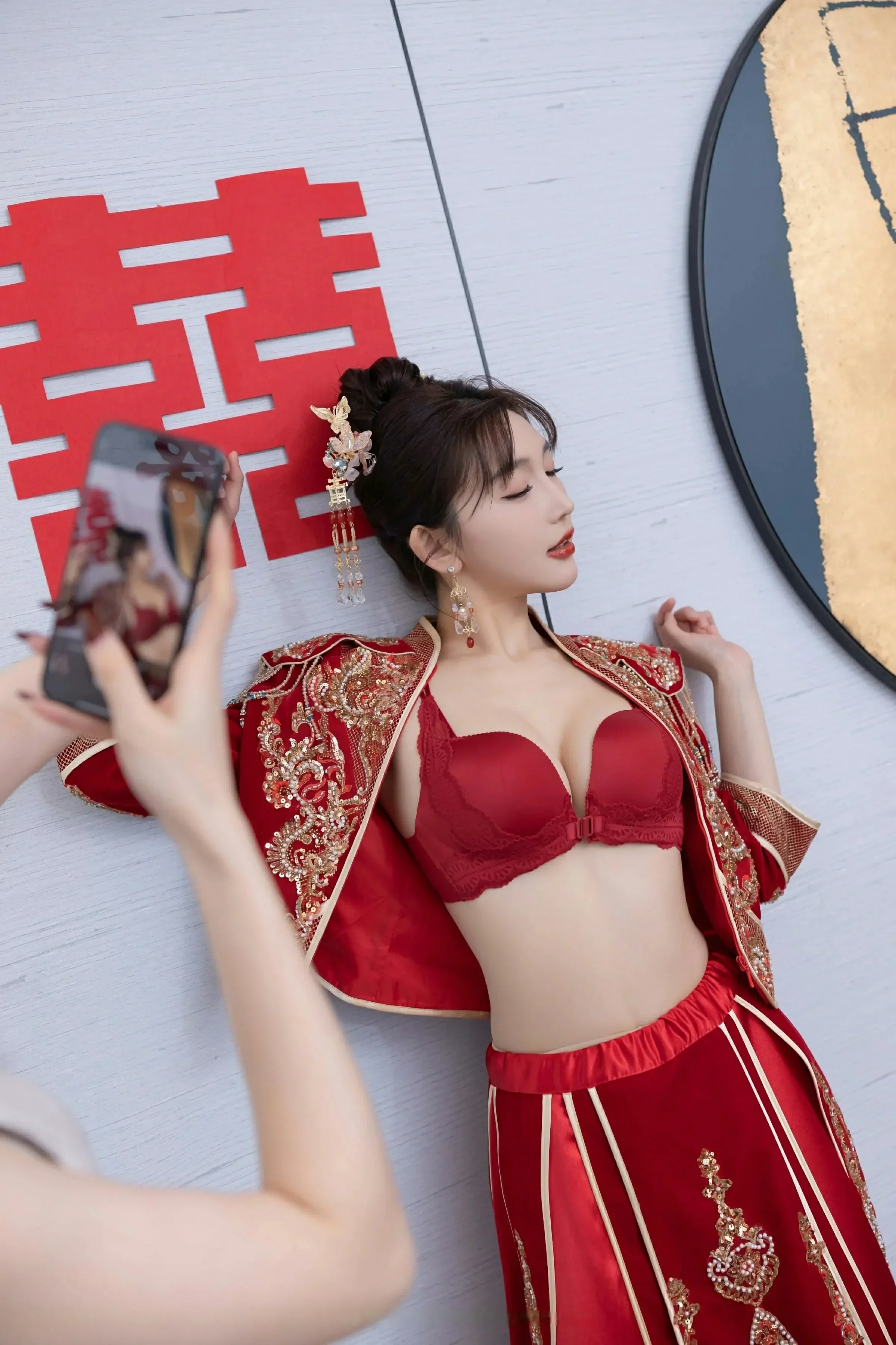 雪景限定舞者優雅寫真集 – 室內神秘瞬間捕捉精選 - 2