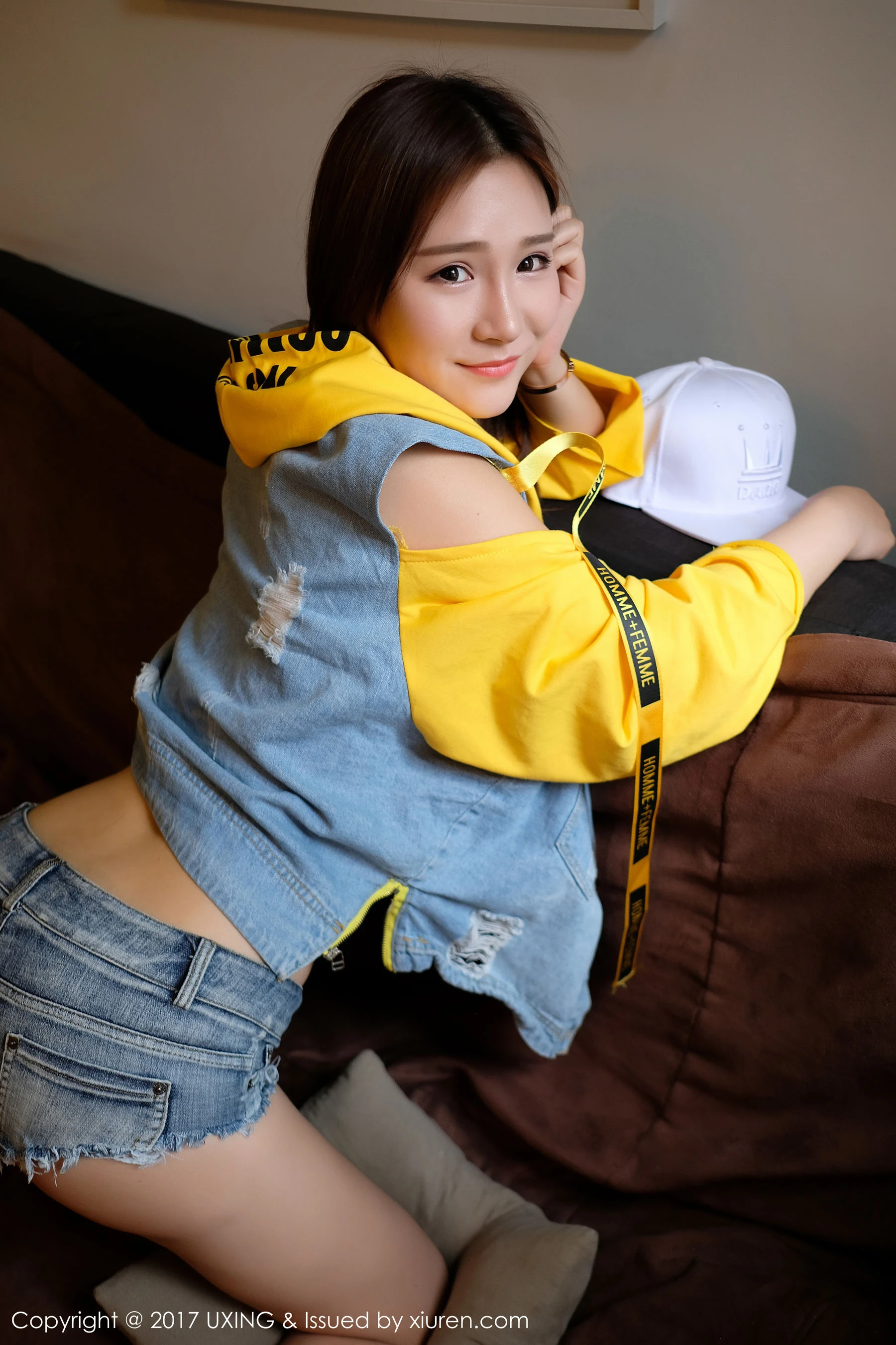 苗慄黃昏車模美照 – 甜美魅力山景實錄獨家 - 19