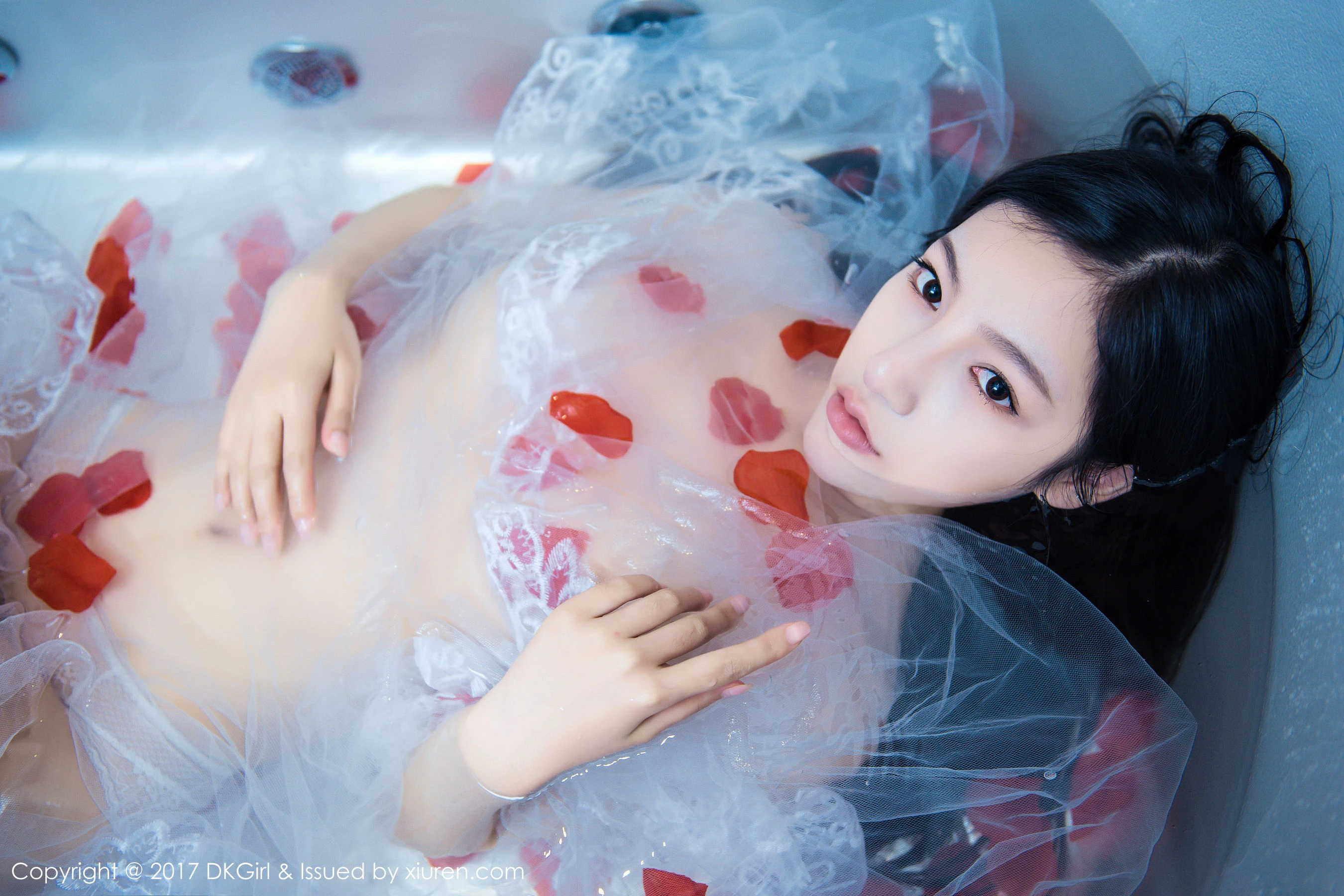 空姐知性夜景寫真 – 晴日俏皮風格展現典藏 - 40