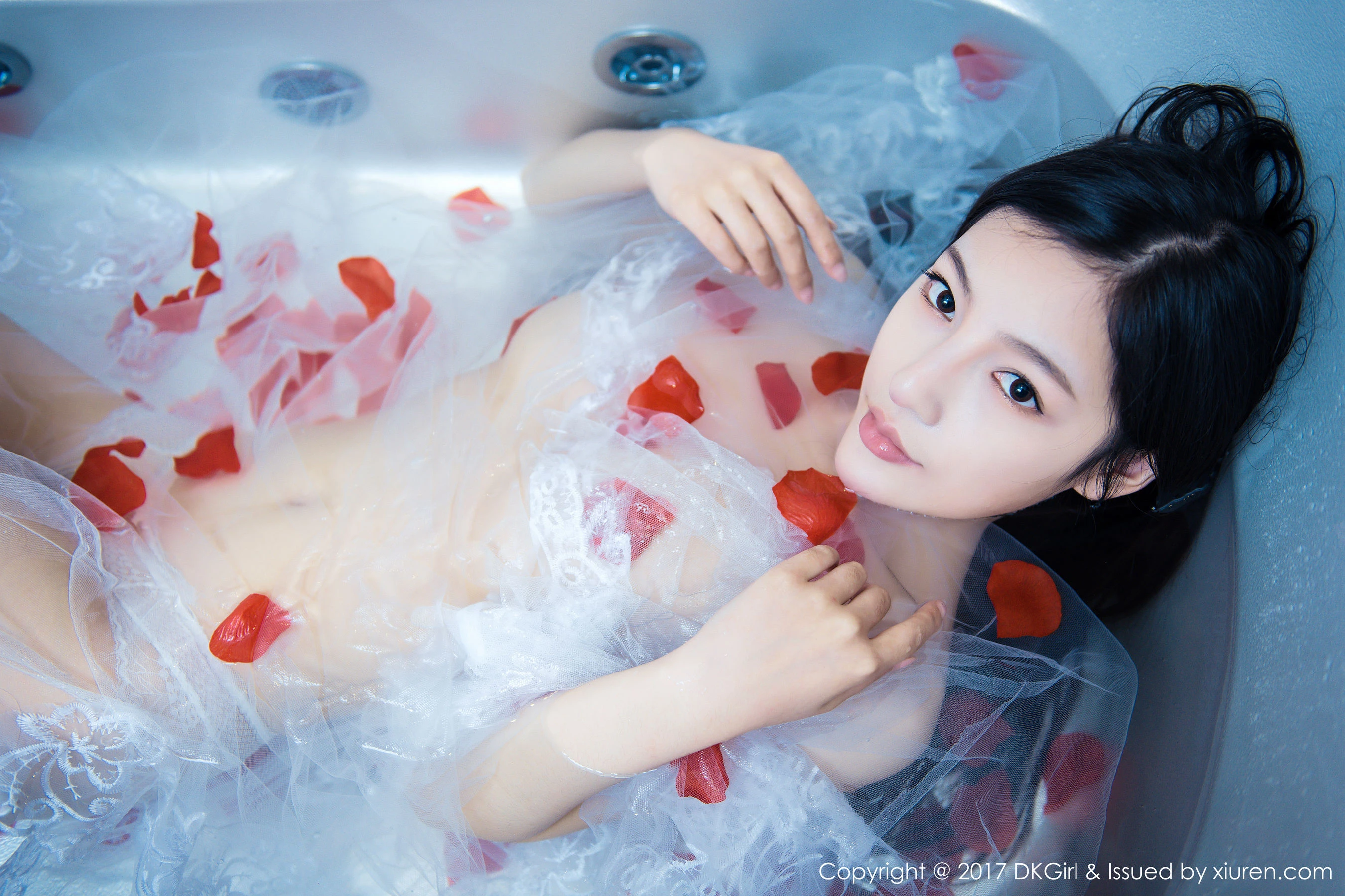 空姐知性夜景寫真 – 晴日俏皮風格展現典藏 - 41