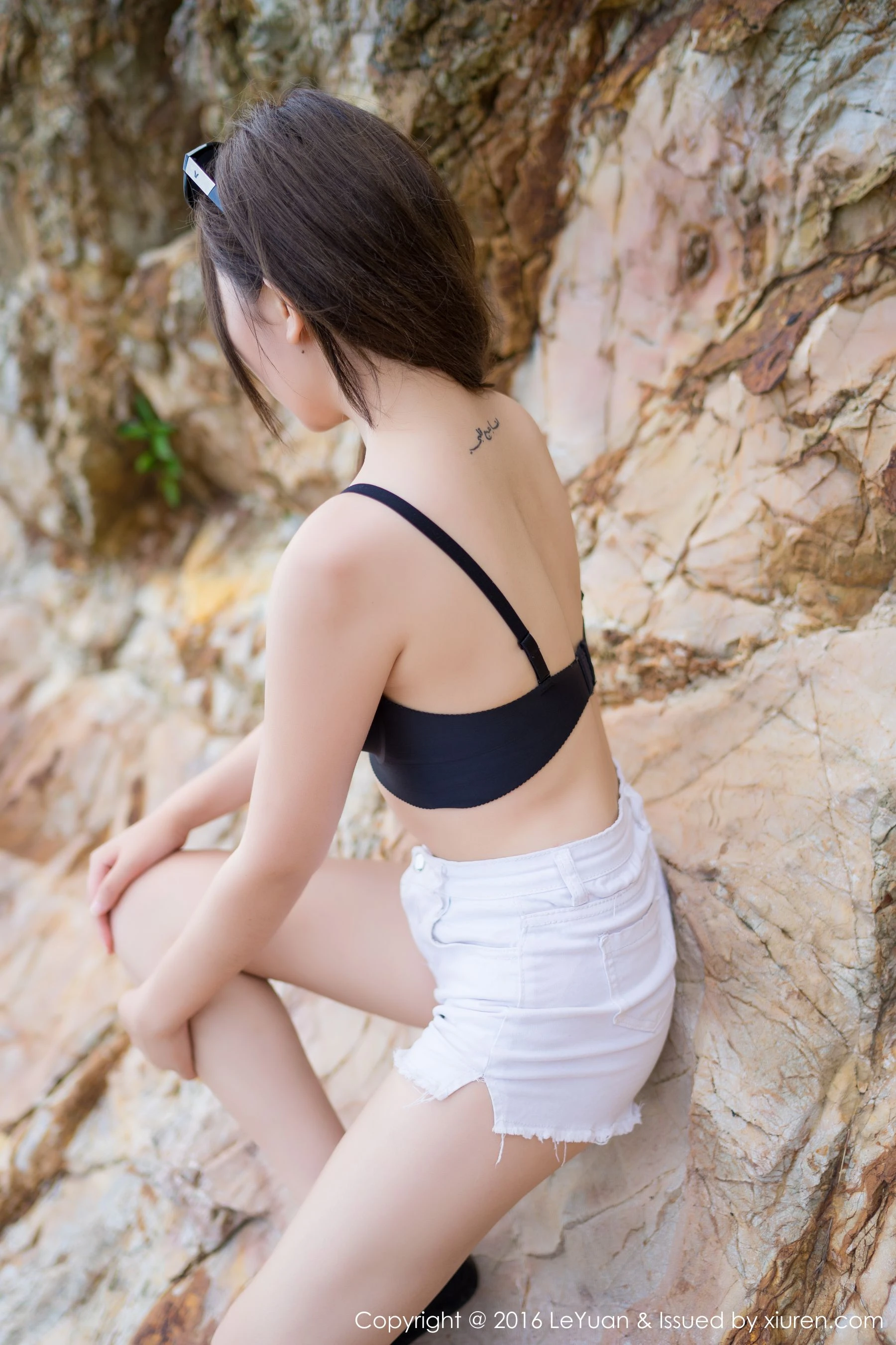 DJ清純山景寫真 – 秋楓優雅風格展現限量 - 15
