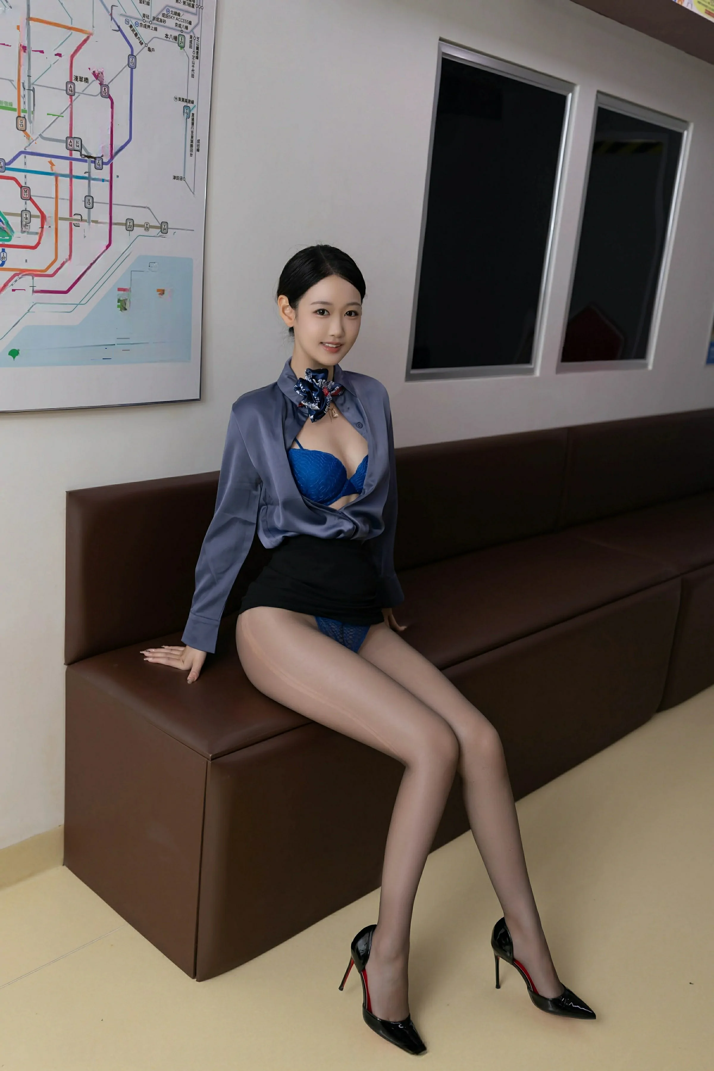 車模時尚山景寫真 – 春季神秘風格展現精選 - 24