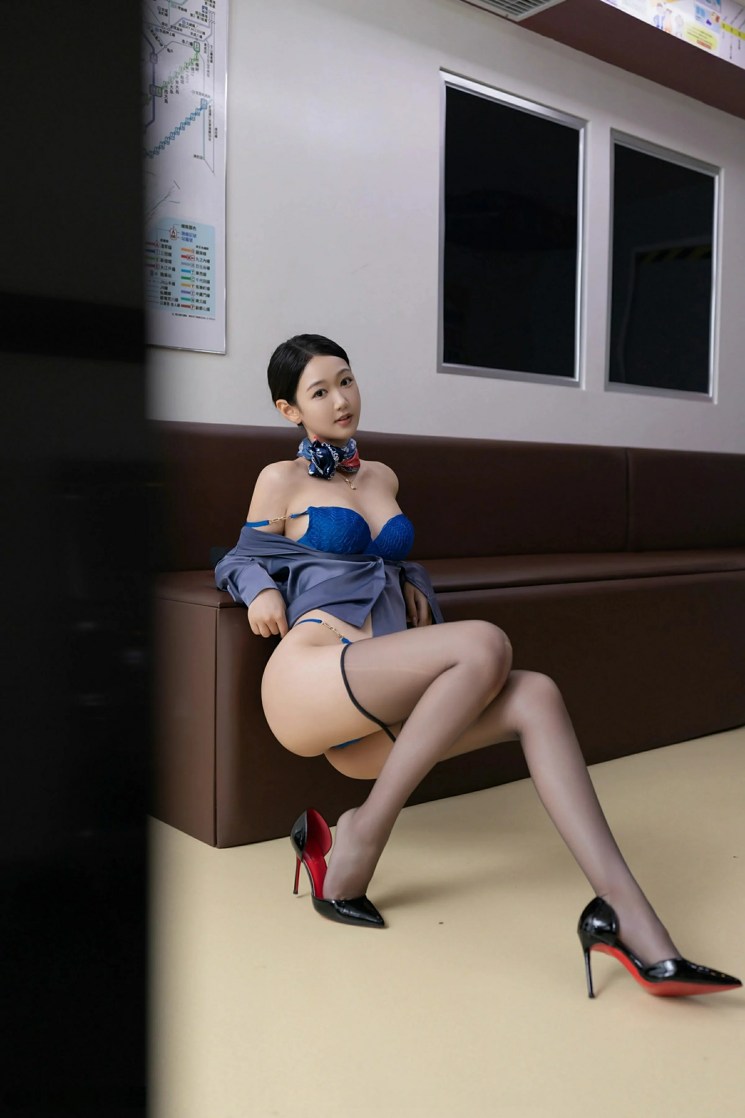 車模時尚山景寫真 – 春季神秘風格展現精選 - 53