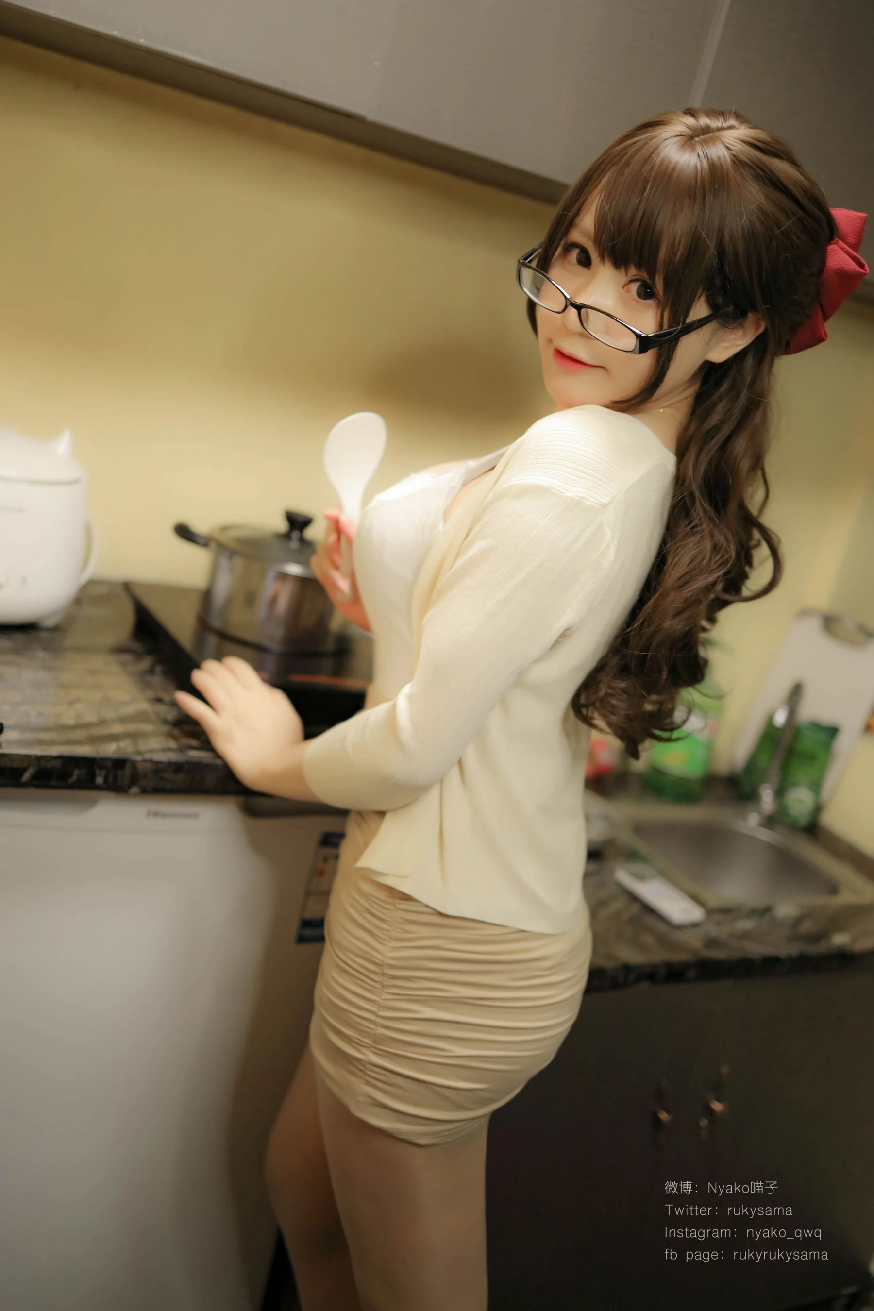 黃昏彰化嫩模寫真精選 – 甜美山景俏皮完美融合珍藏 - 26