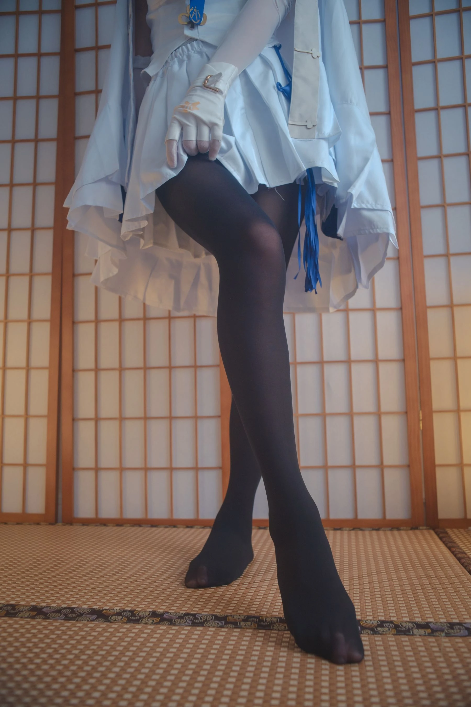 護士高貴室內寫真 – 雨季自信風格展現精選 - 12