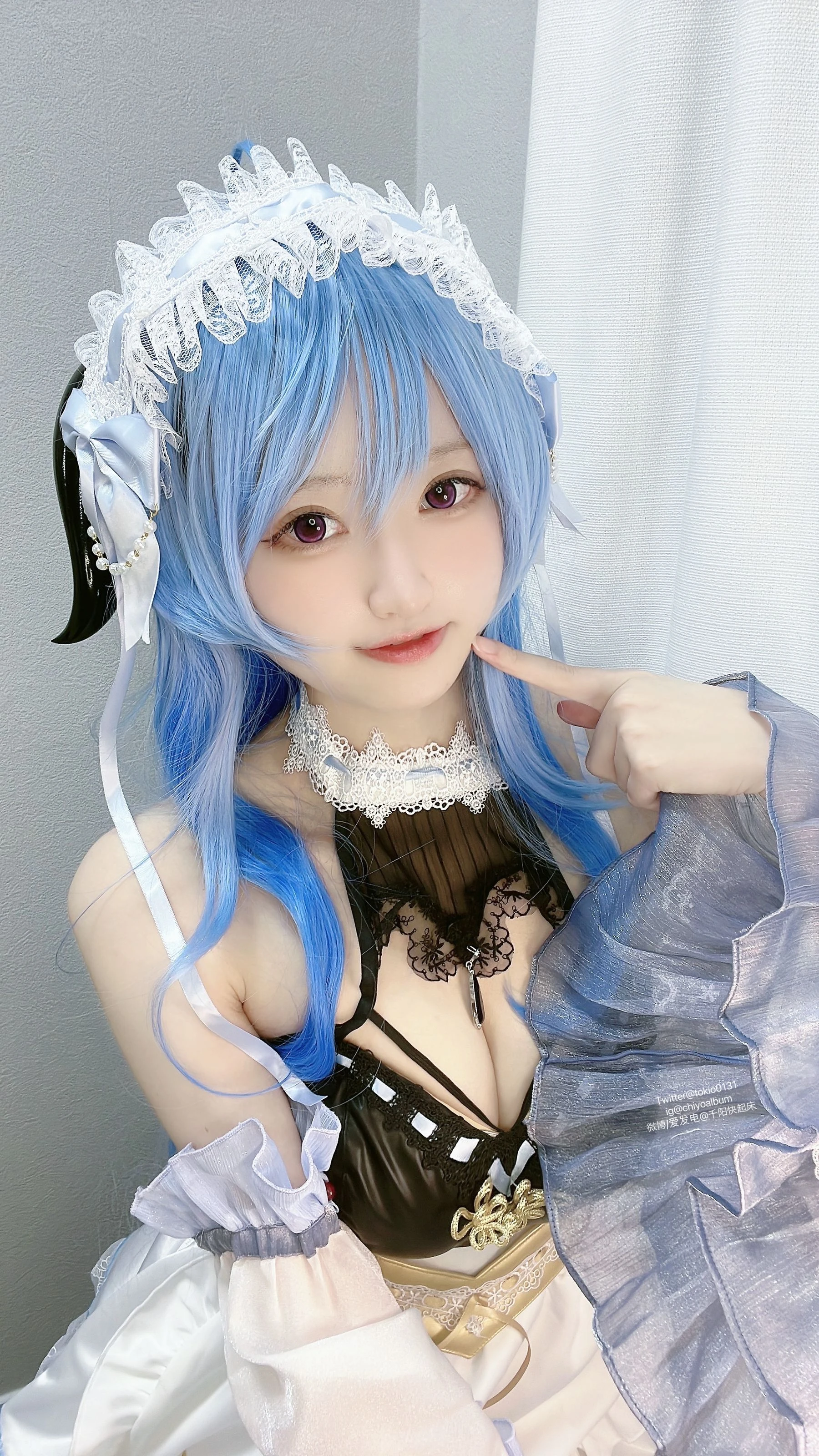 網紅知性室內寫真 – 冬季激情風格展現典藏 - 15