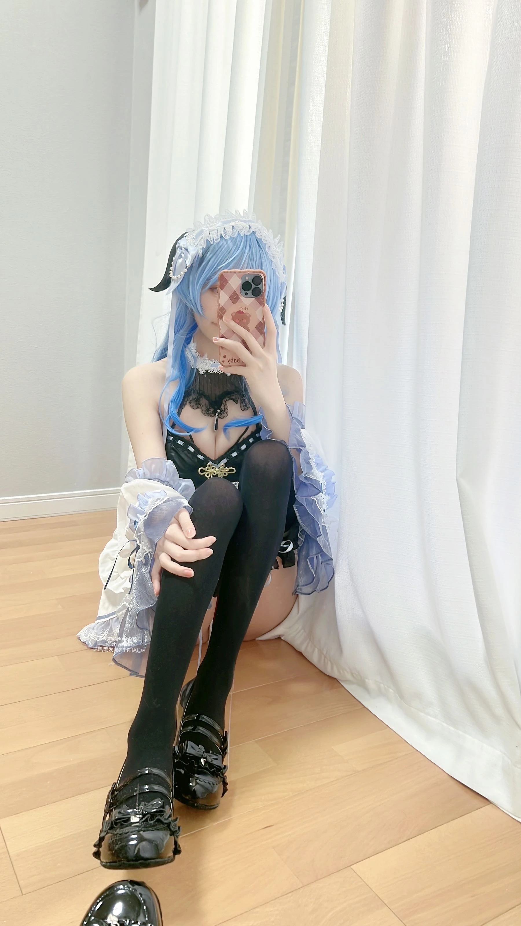 網紅知性室內寫真 – 冬季激情風格展現典藏 - 3