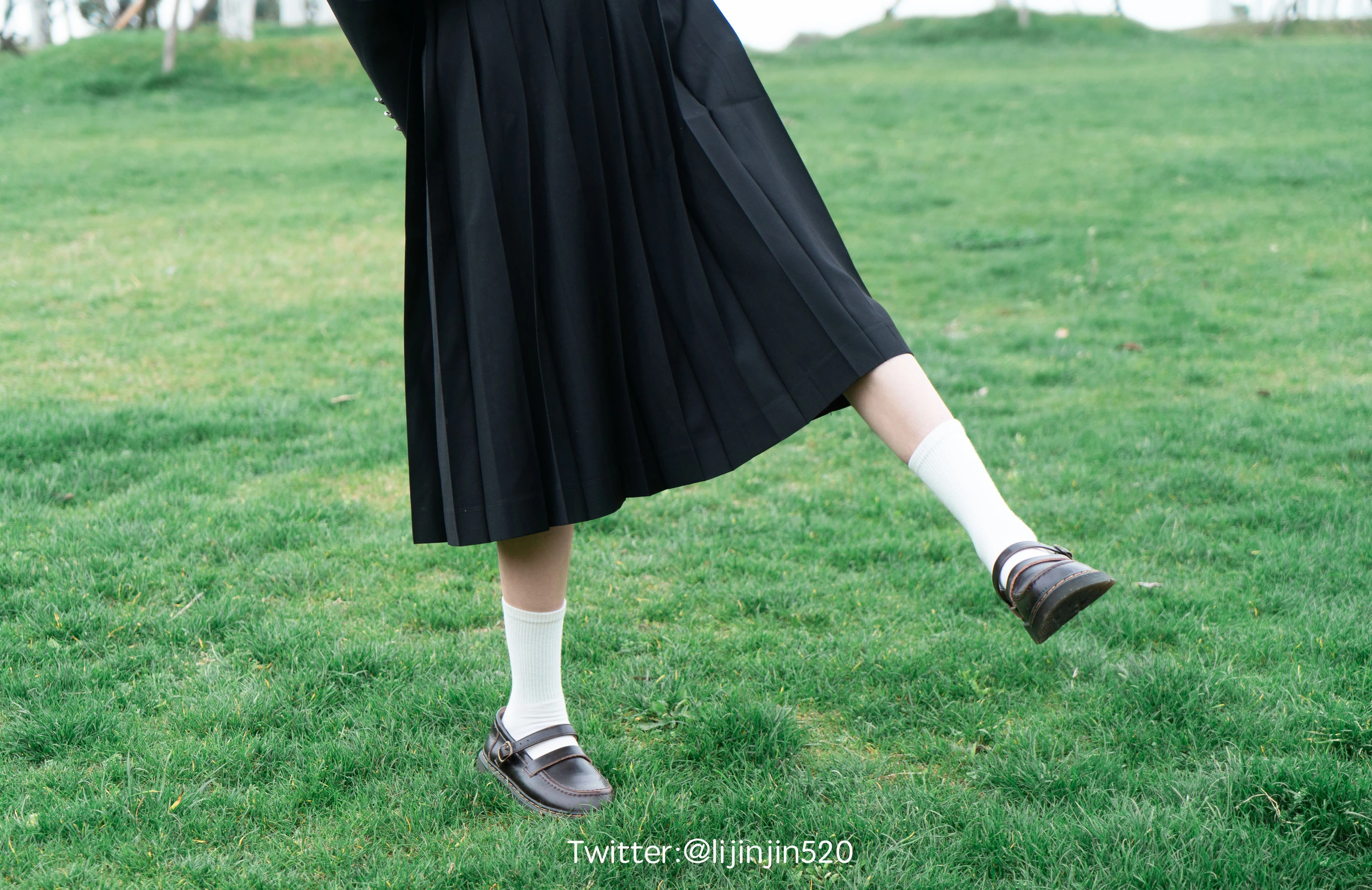 黃昏苗慄DJ寫真精選 – 活潑室內奔放完美融合獨家 - 5