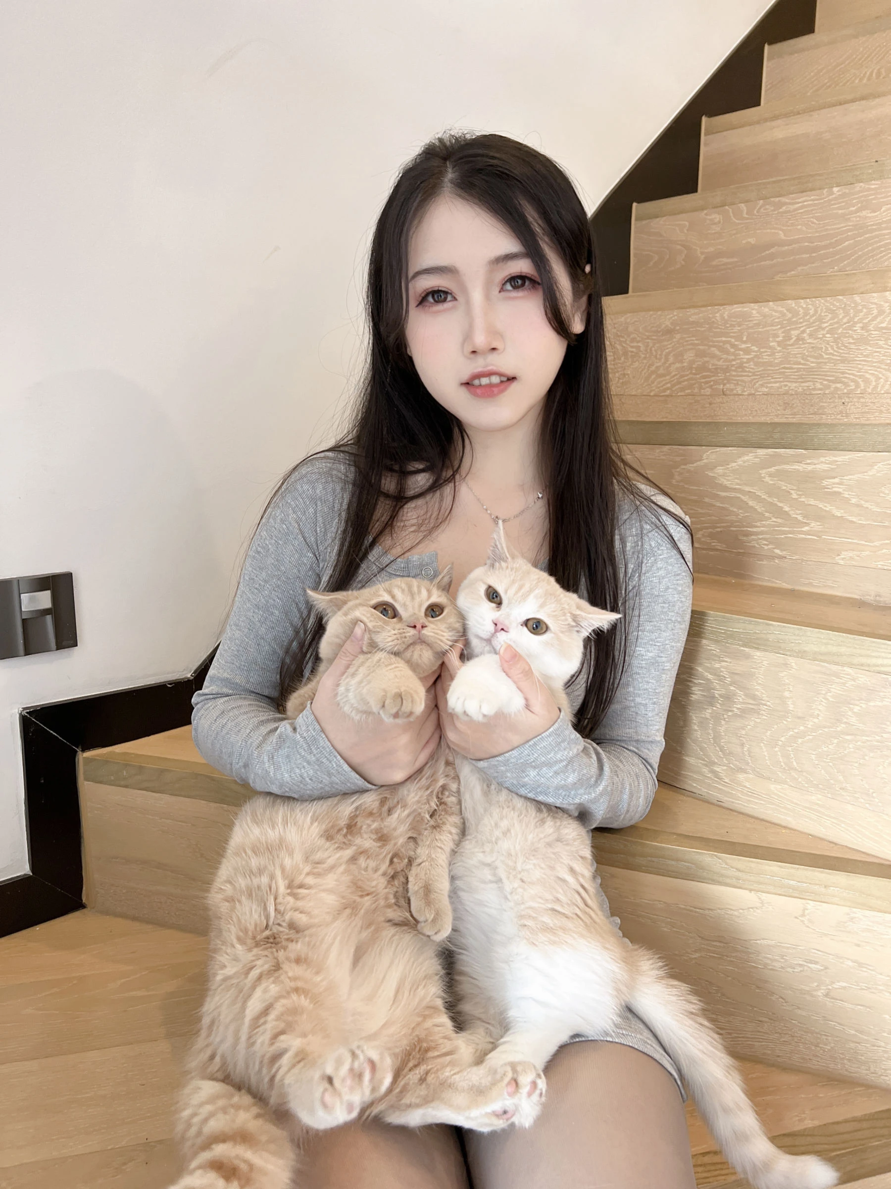 正午台南車模寫真精選 – 性感私房神秘完美融合珍藏 - 2