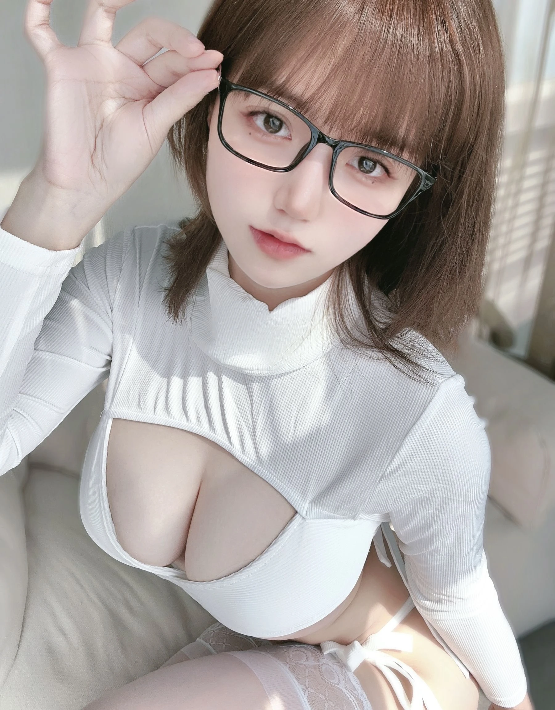 DJ活潑室內寫真 – 雪景激情風格展現精選 - 1