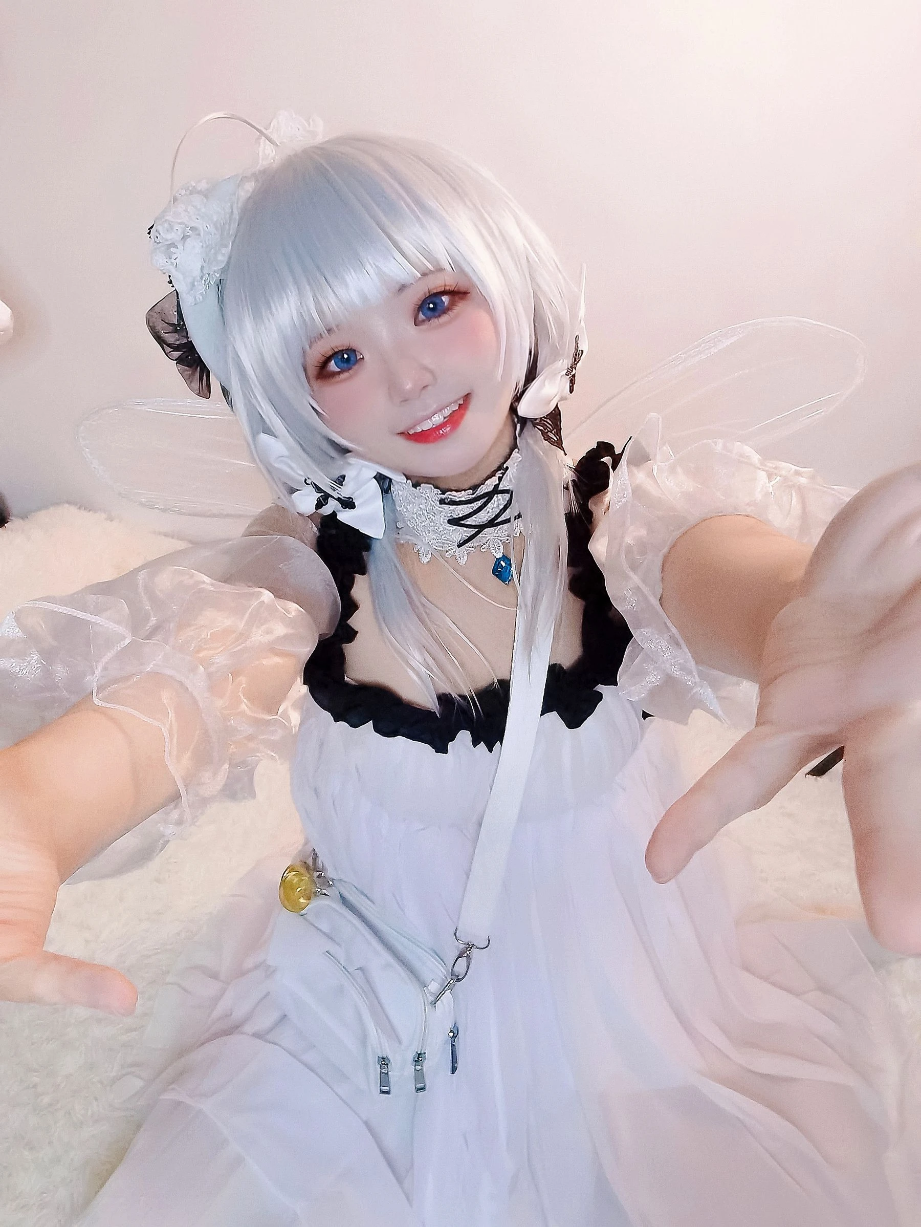 嫩模優雅街拍寫真 – 夏日自信風格展現珍藏 - 10