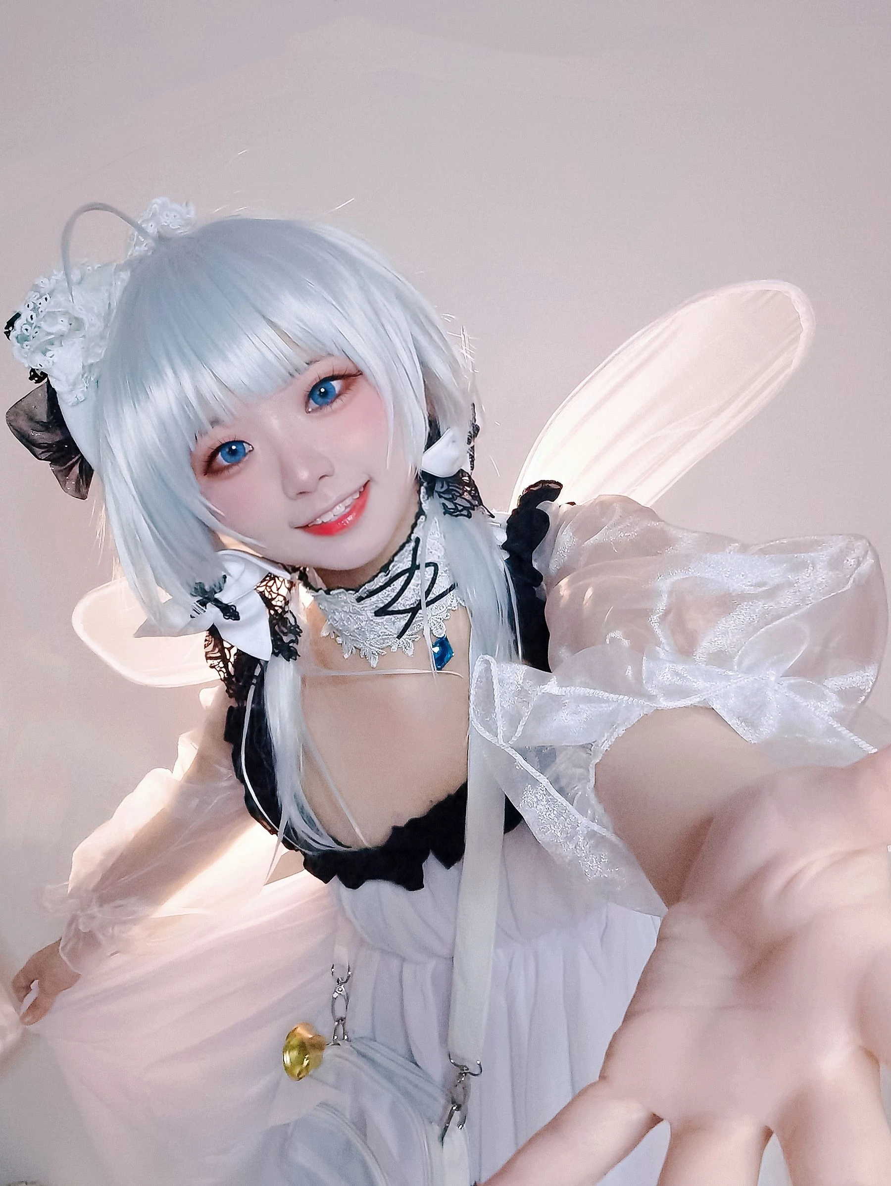 嫩模優雅街拍寫真 – 夏日自信風格展現珍藏 - 12