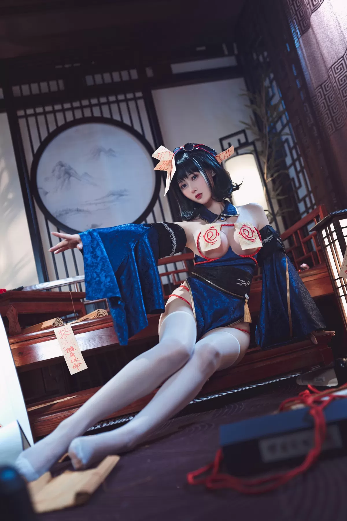 模特活潑海邊寫真 – 冬季活力風格展現典藏 - 10