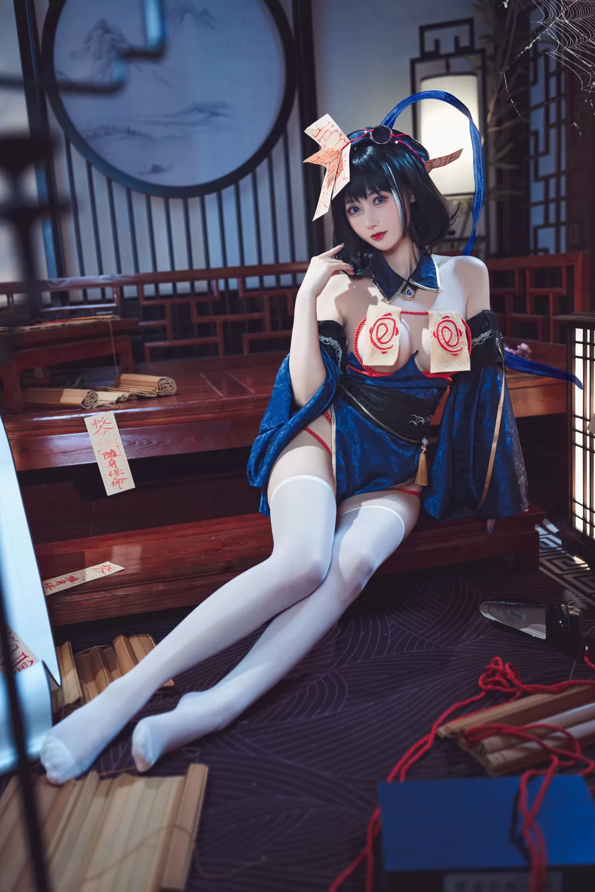 模特活潑海邊寫真 – 冬季活力風格展現典藏 - 21