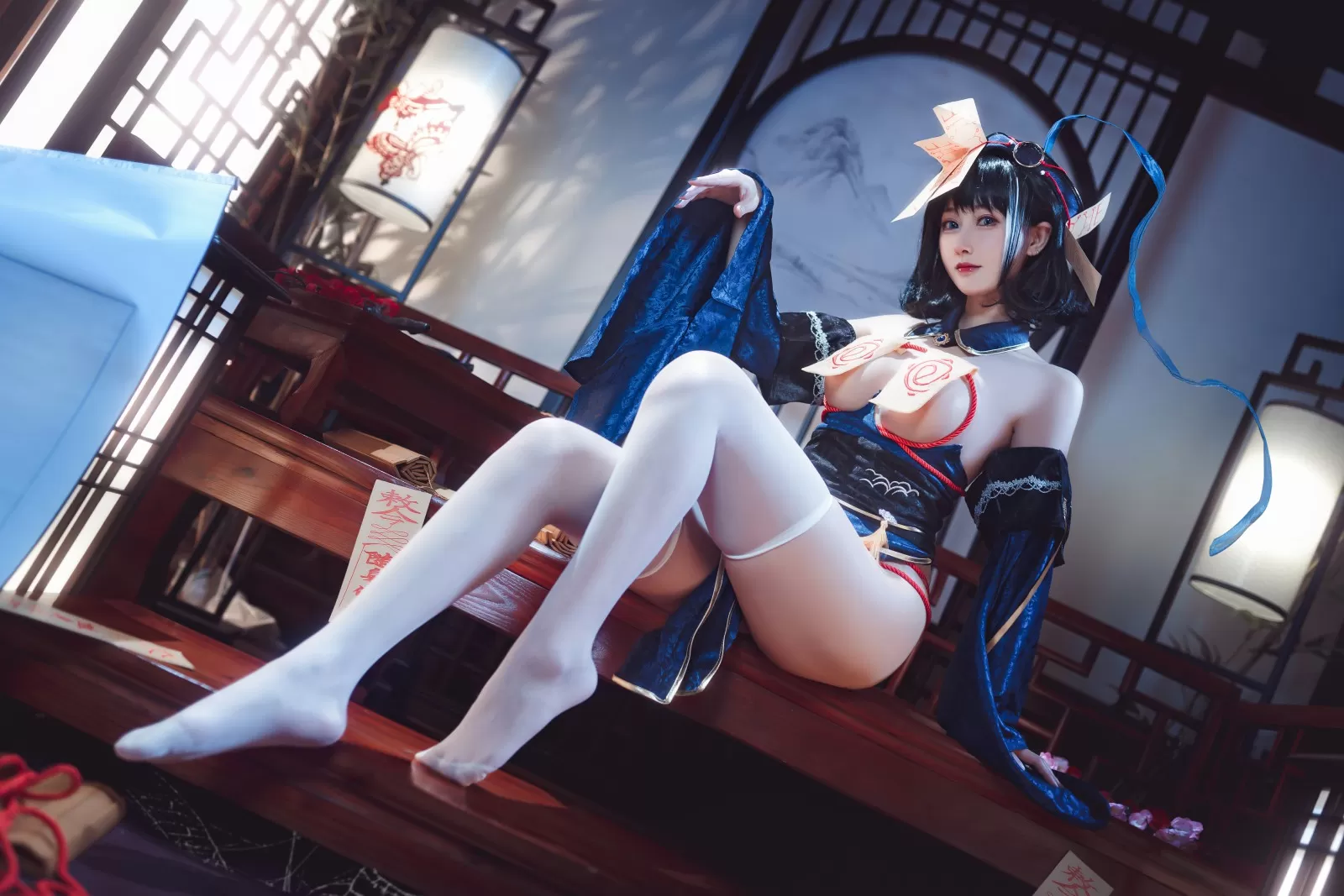 模特活潑海邊寫真 – 冬季活力風格展現典藏 - 23