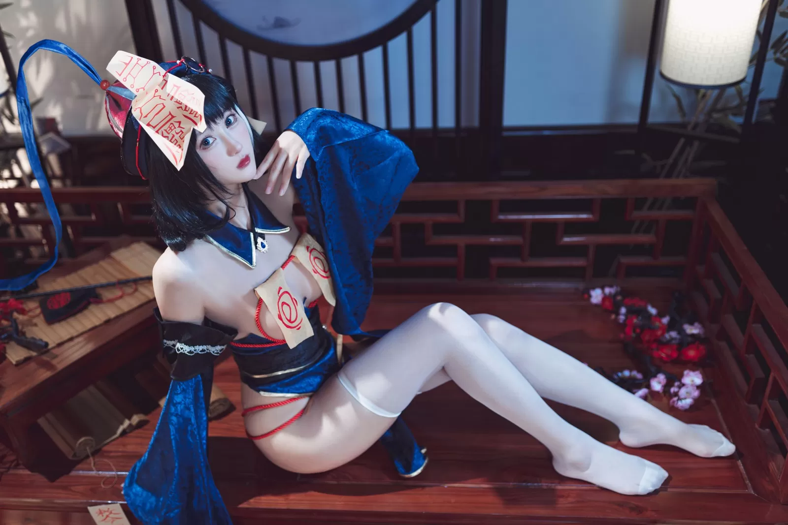 模特活潑海邊寫真 – 冬季活力風格展現典藏 - 4