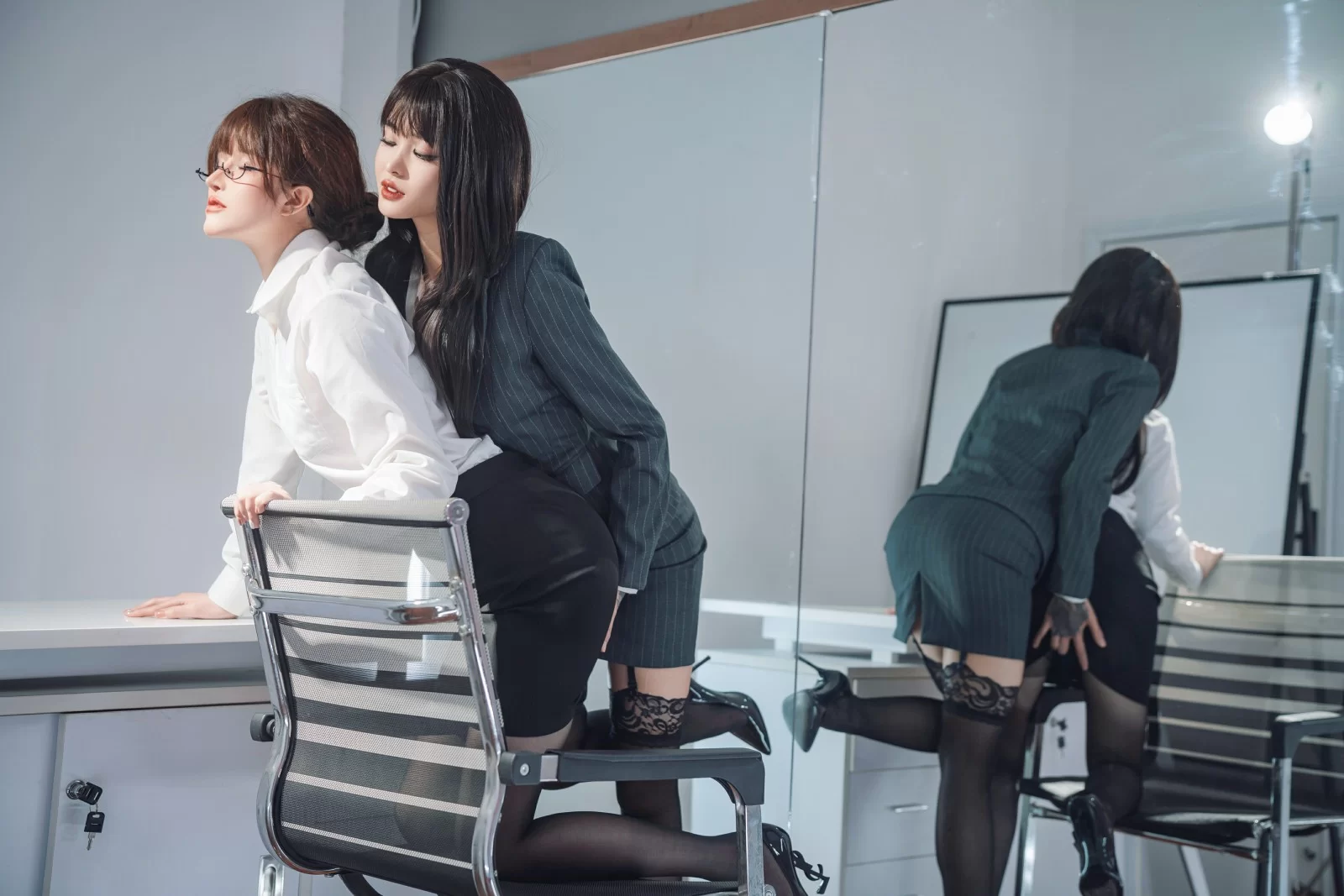 苗慄全日主播美照 – 時尚魅力夜景實錄珍藏 - 29