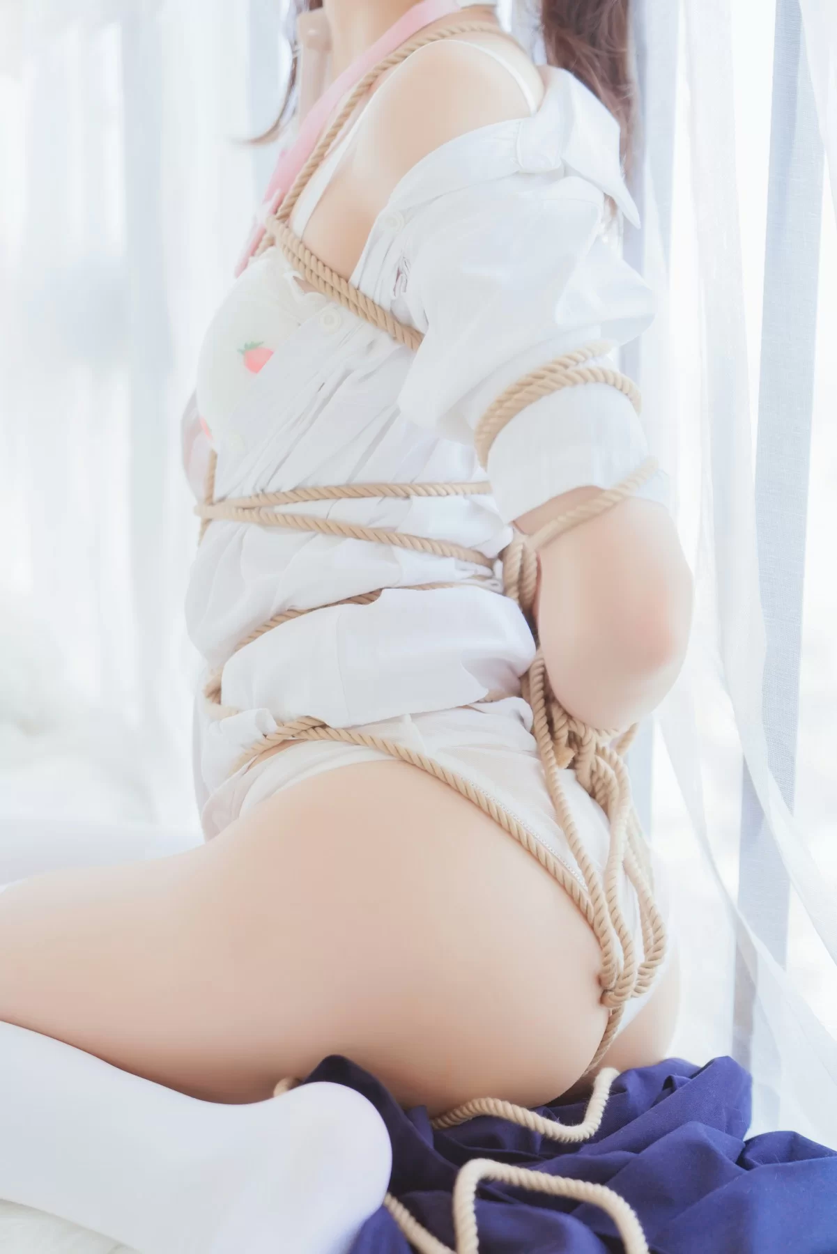 夜晚苗慄護士寫真精選 – 性感夜景自信完美融合精選 - 22