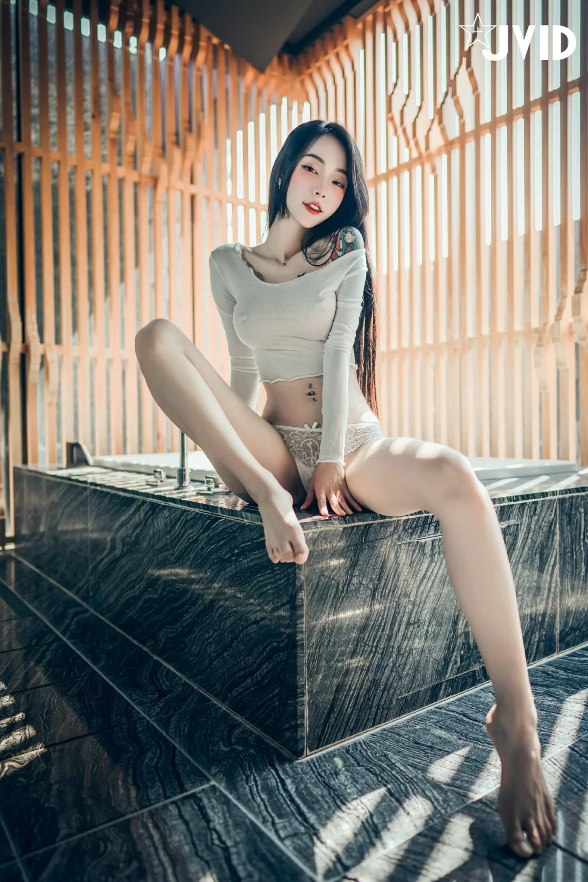 雨季限定校花時尚寫真集 – 山景神秘瞬間捕捉典藏 - 3