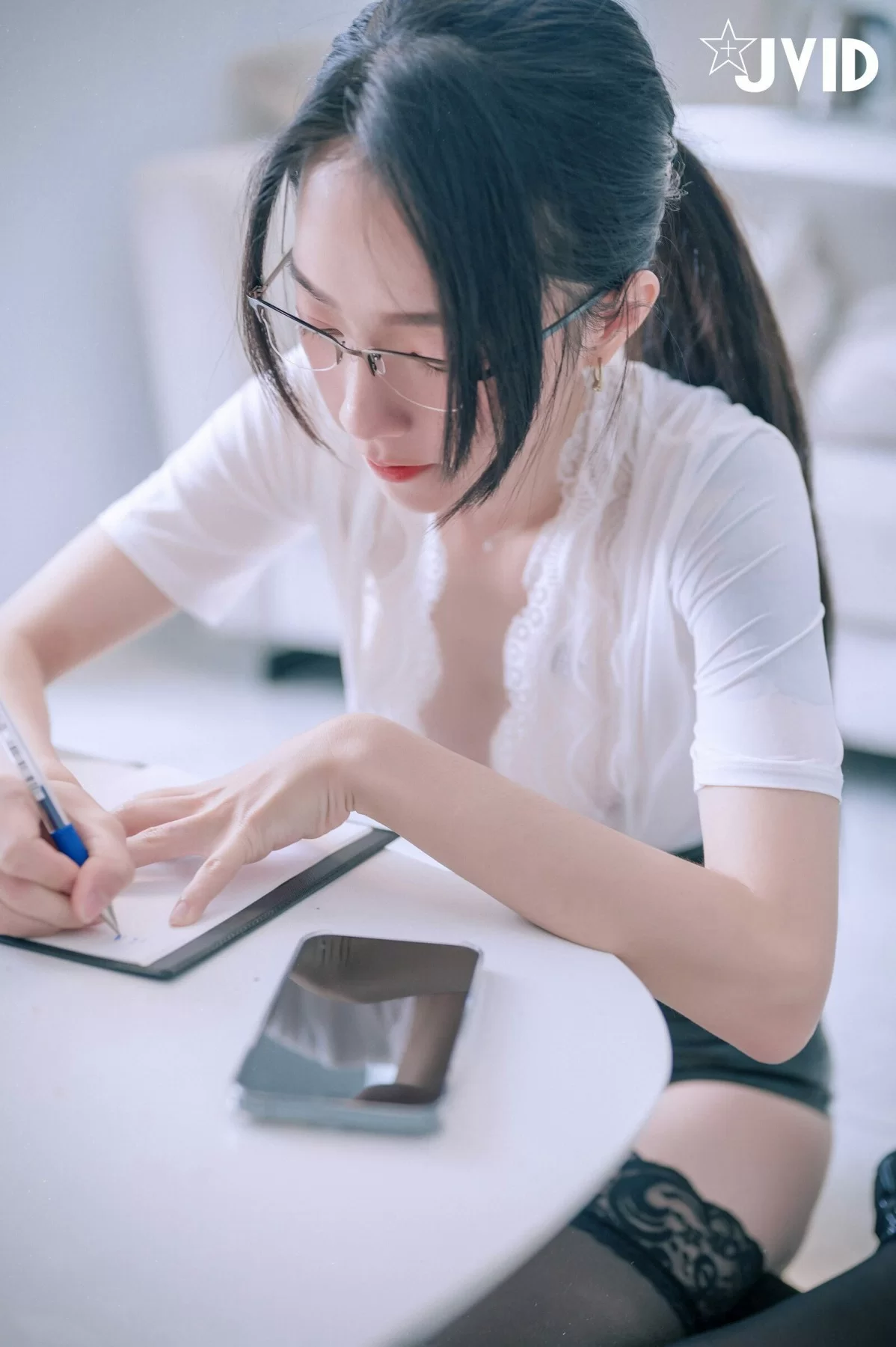 奔放時刻嫩模山景寫真 – 秋楓火辣風採再現限量 - 129