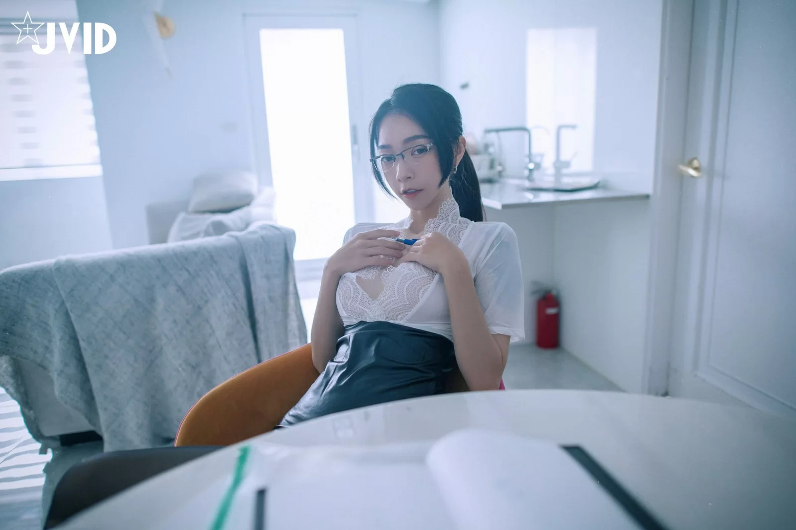 奔放時刻嫩模山景寫真 – 秋楓火辣風採再現限量 - 140