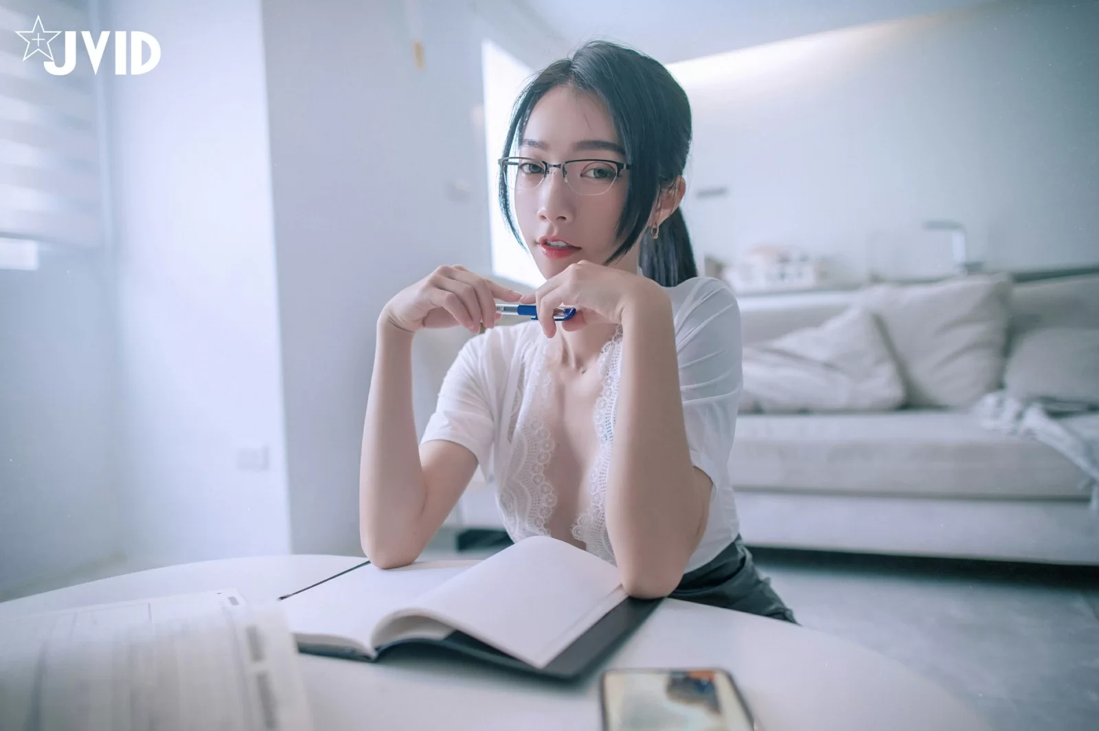 奔放時刻嫩模山景寫真 – 秋楓火辣風採再現限量 - 88