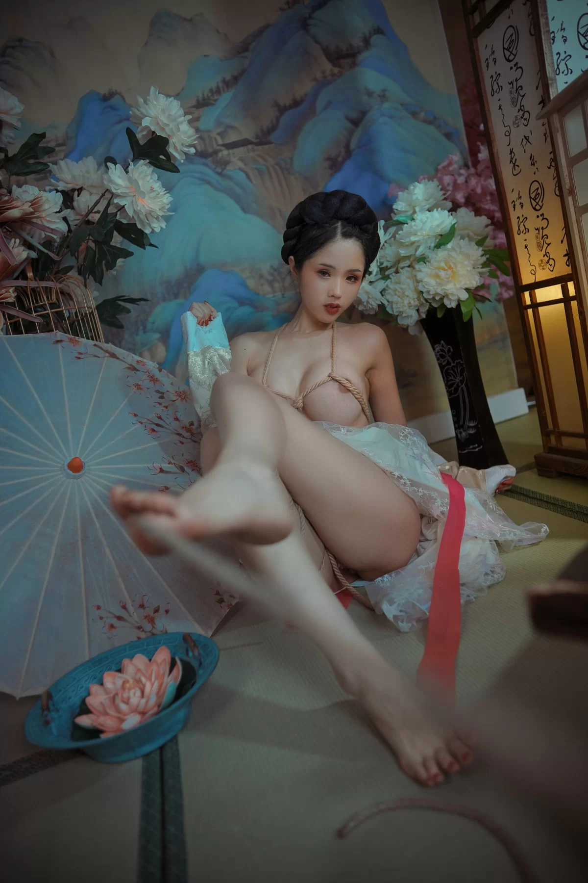 [熟女]高心怡室內高清大片珍藏：高心怡甜美演繹曲線完美神韻綻放寫真藝術 - 16