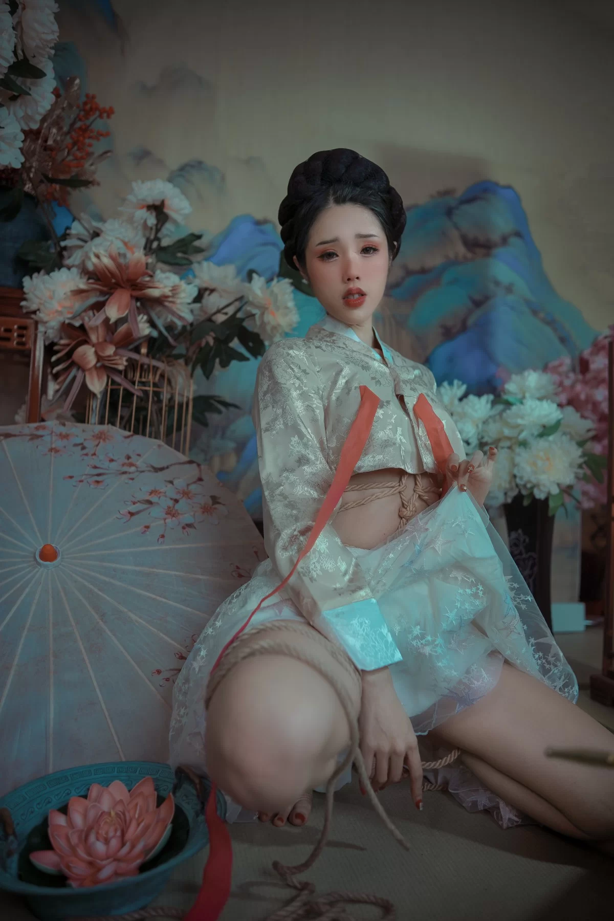 [熟女]高心怡室內高清大片珍藏：高心怡甜美演繹曲線完美神韻綻放寫真藝術 - 22