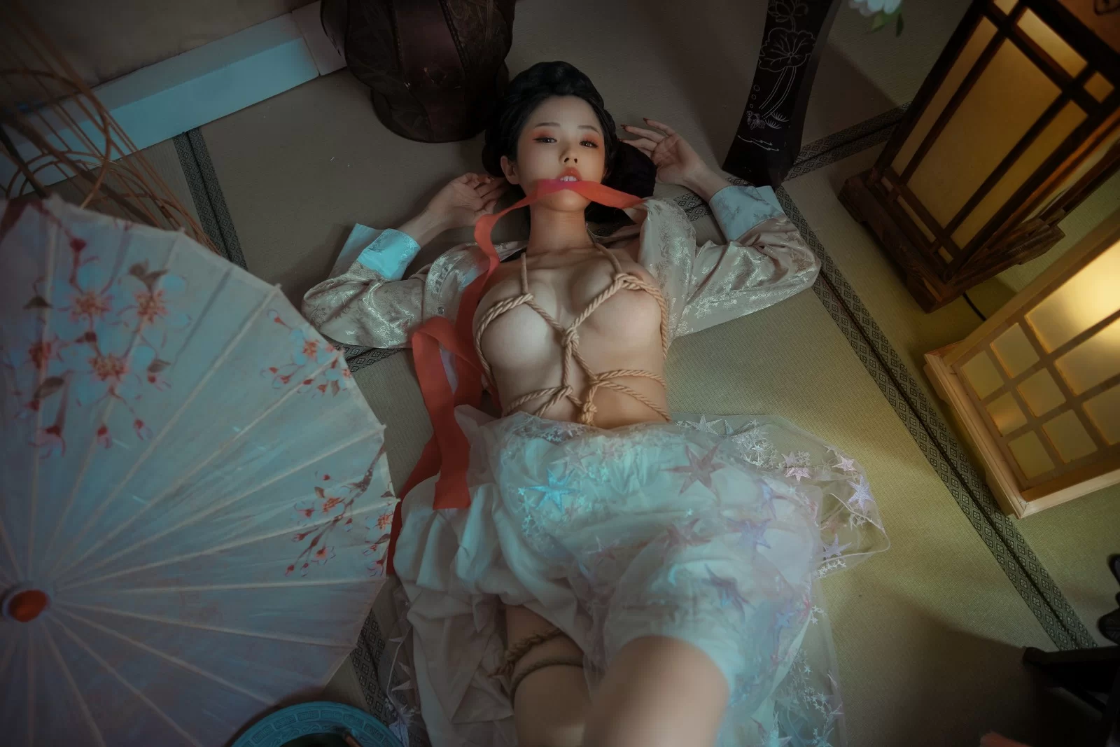 [熟女]高心怡室內高清大片珍藏：高心怡甜美演繹曲線完美神韻綻放寫真藝術 - 35