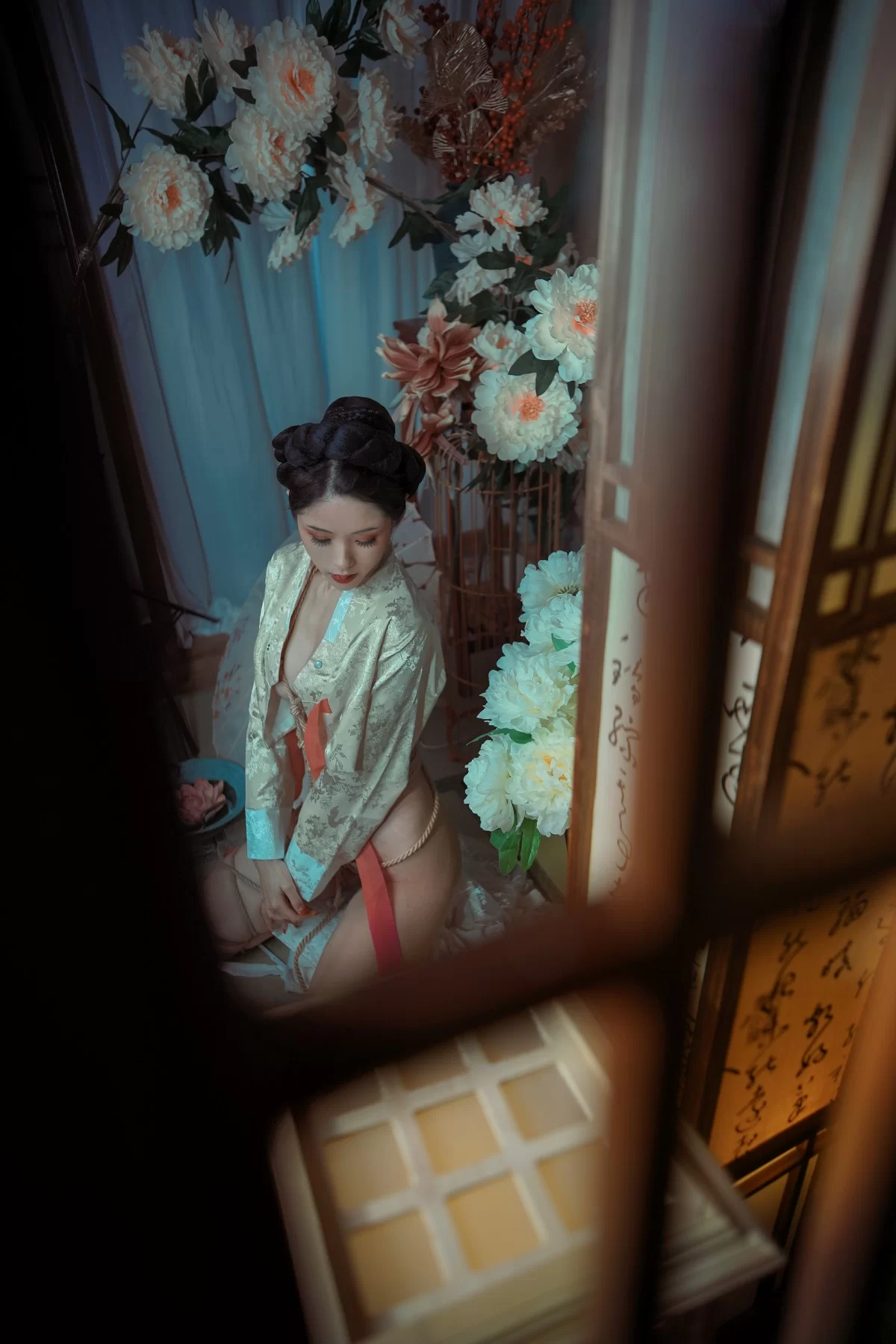 [熟女]高心怡室內高清大片珍藏：高心怡甜美演繹曲線完美神韻綻放寫真藝術 - 45