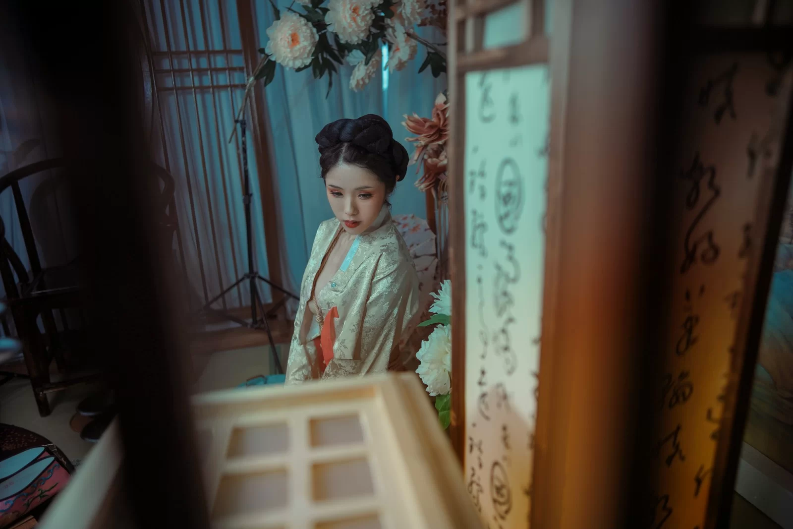 [熟女]高心怡室內高清大片珍藏：高心怡甜美演繹曲線完美神韻綻放寫真藝術 - 46