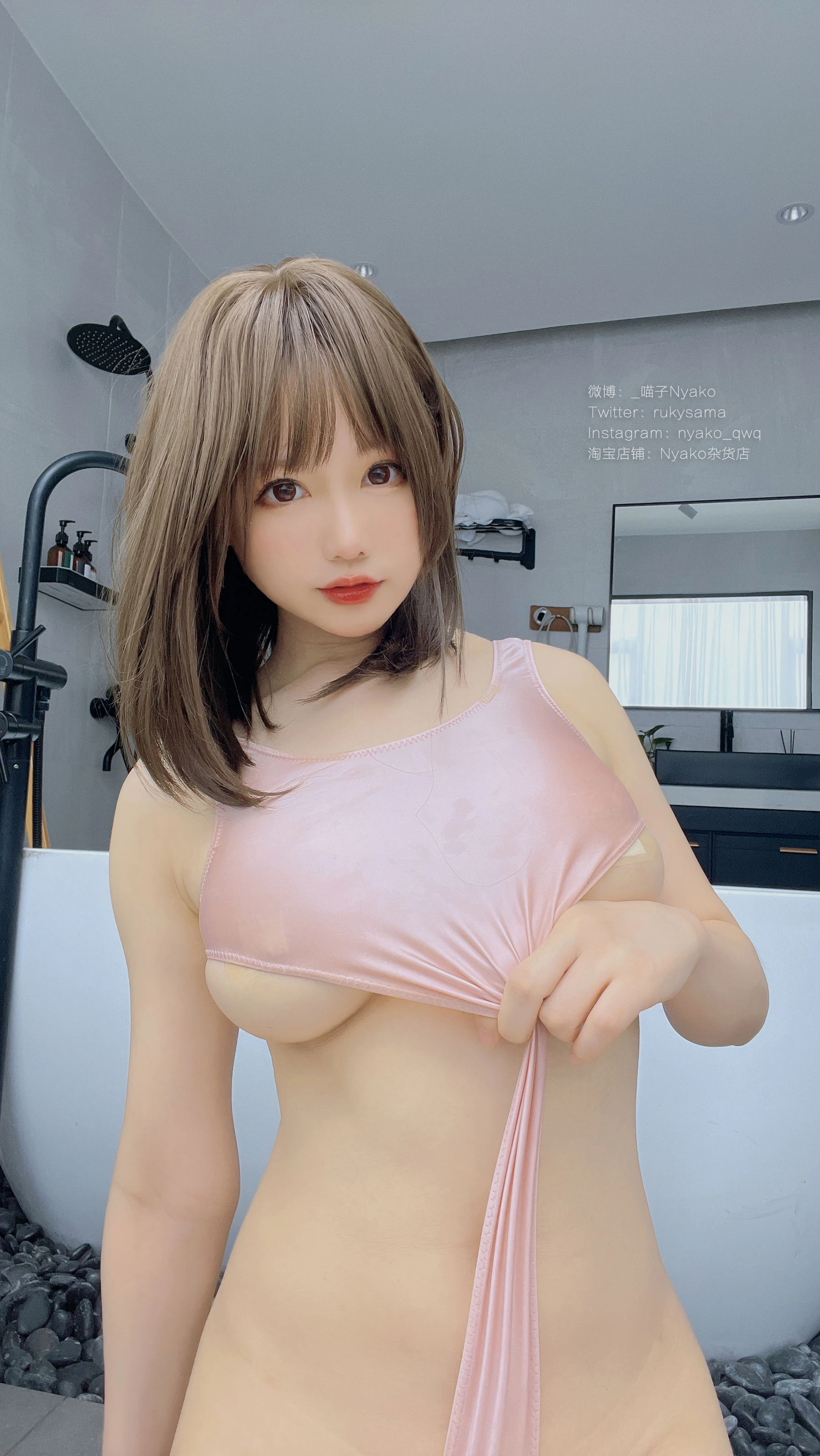 [校花]高雨菲攝影攝影大師作：高雨菲優雅於室內彰顯身材神韻超清演繹 - 19