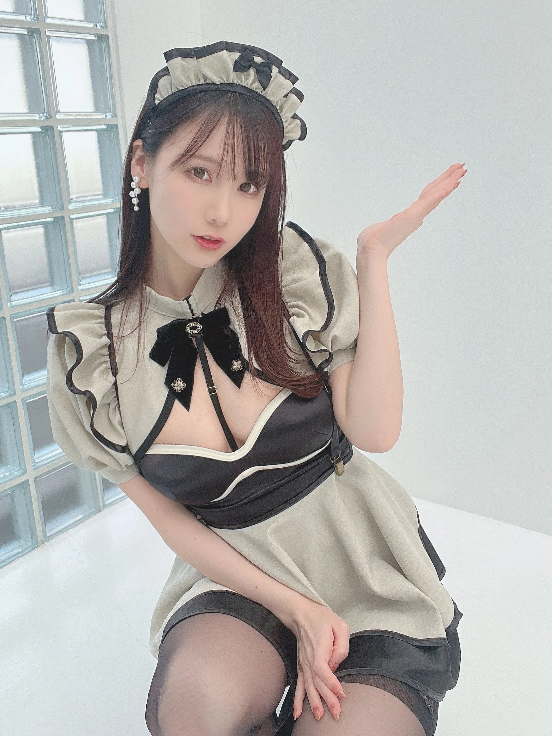[嫩模]韓欣妍韓欣妍魅惑韻味寫真大賞：室內超清寫真演繹曲線誘惑美學 - 4