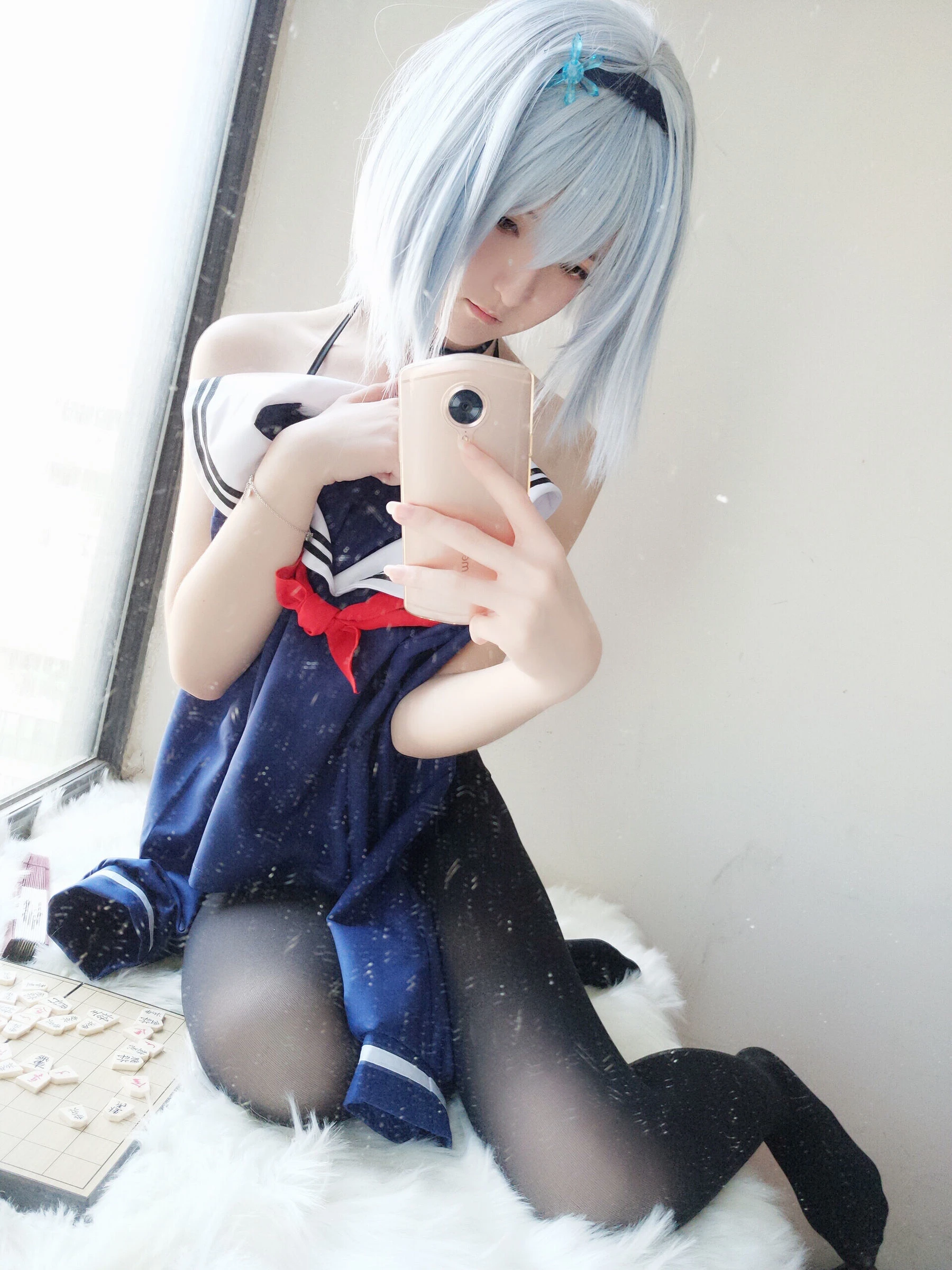 [美女]周雨含室內超清大片珍藏：周雨含性感演繹長腿完美風採凸顯寫真藝術 - 18