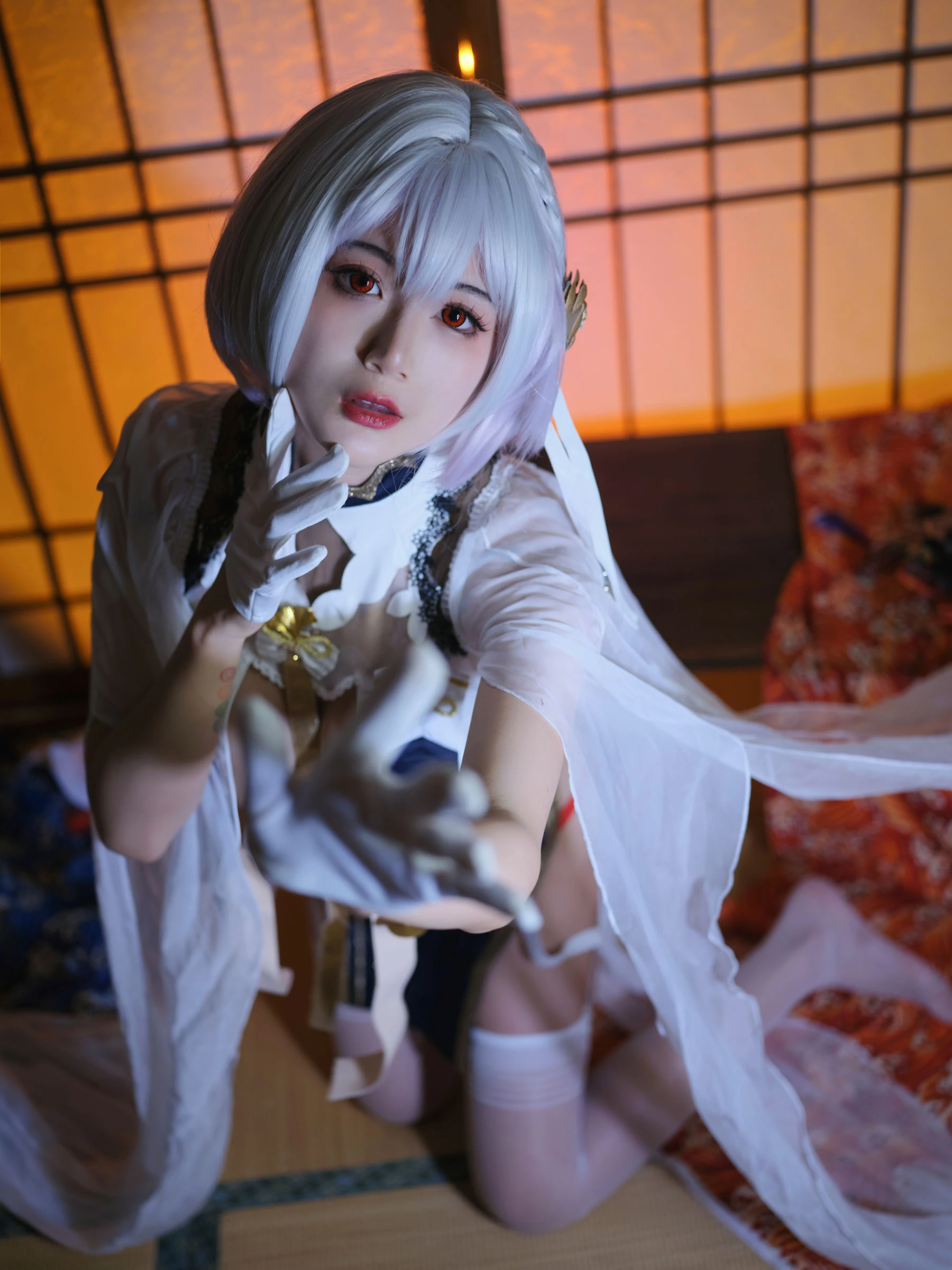 [小蘿莉]何欣妍何欣妍私藏超清圖集：攝影棚清純格調釋放身材寫真合集 - 2