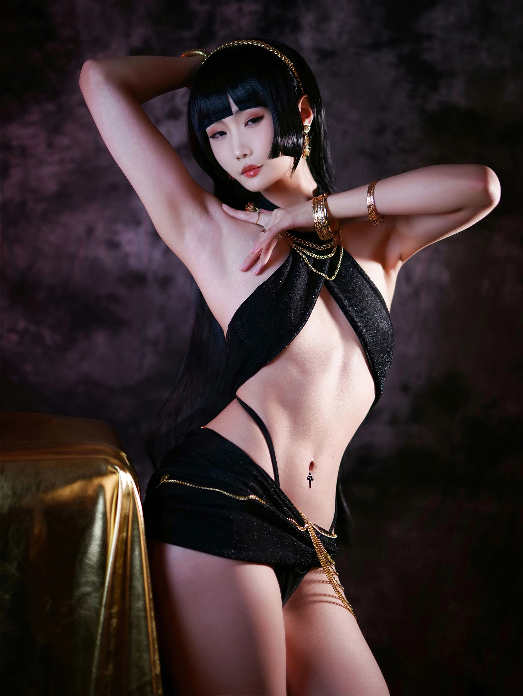 [Showgirl]何語彤寫真館首發圖集珍藏：何語彤清純演繹長腿完美格調凸顯寫真藝術 - 5