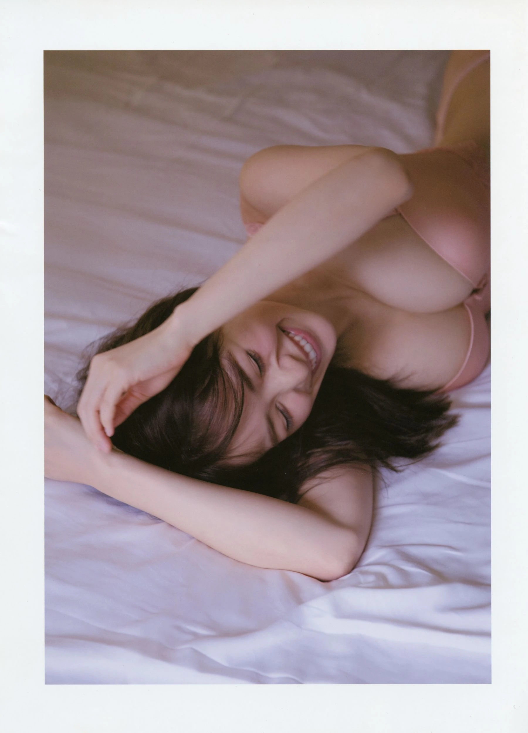 [辣妹]曾思雨藝術攝影大師作：曾思雨優雅於戶外釋放美胸風採大圖演繹 - 109
