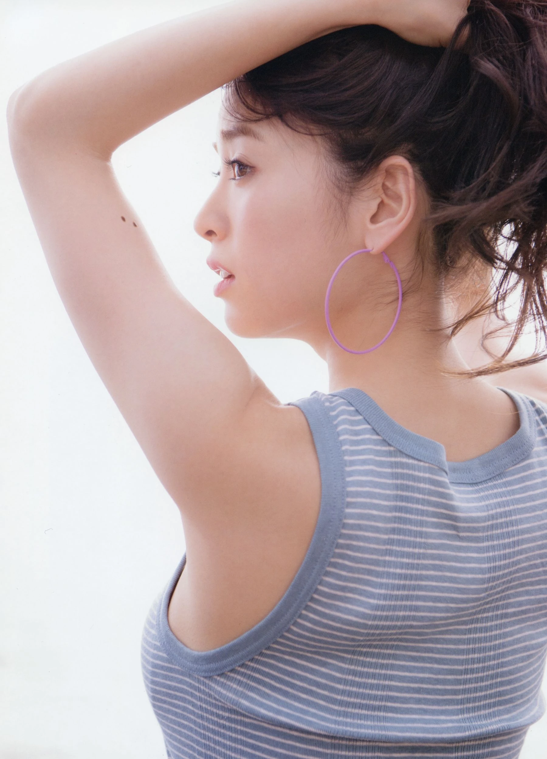 [辣妹]曾思雨藝術攝影大師作：曾思雨優雅於戶外釋放美胸風採大圖演繹 - 22