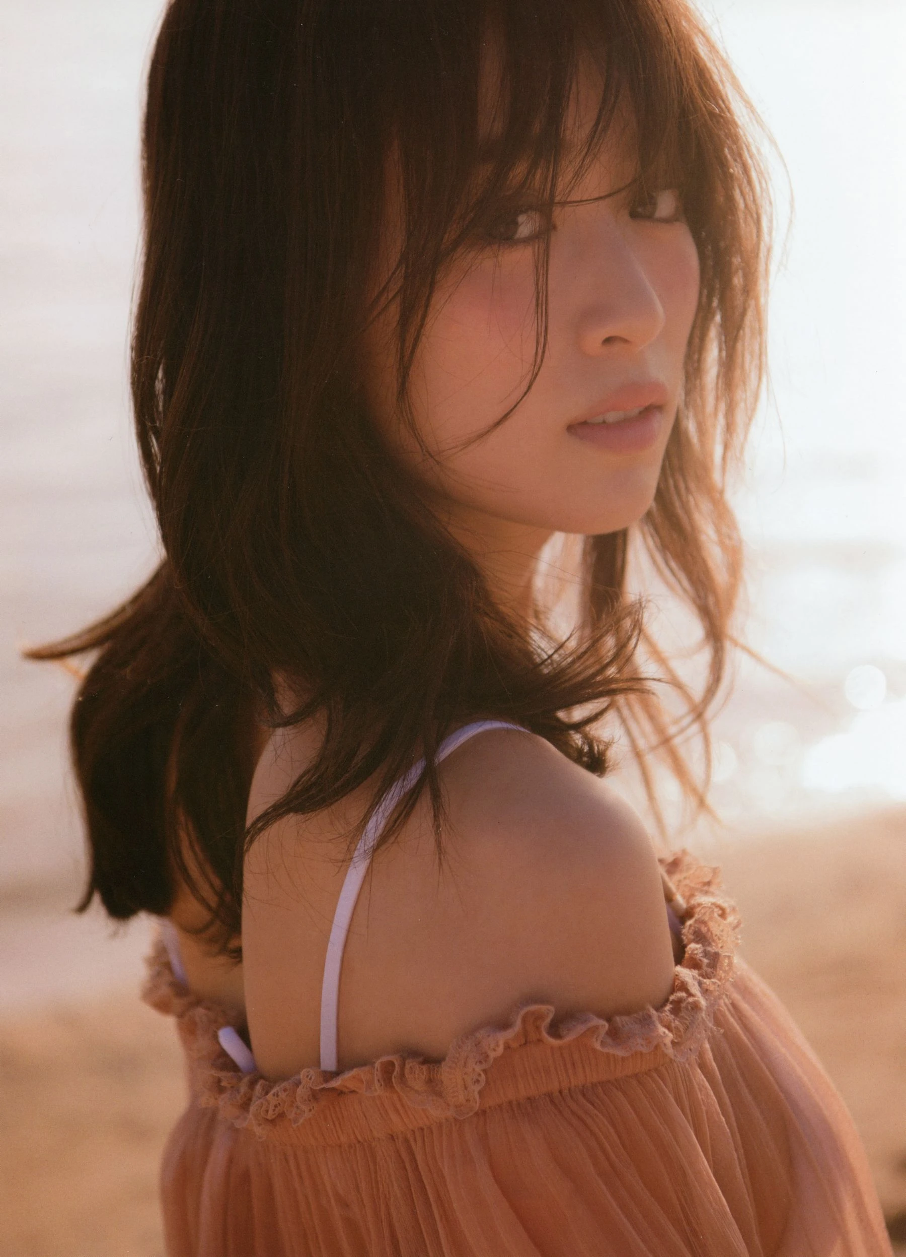 [辣妹]曾思雨藝術攝影大師作：曾思雨優雅於戶外釋放美胸風採大圖演繹 - 49