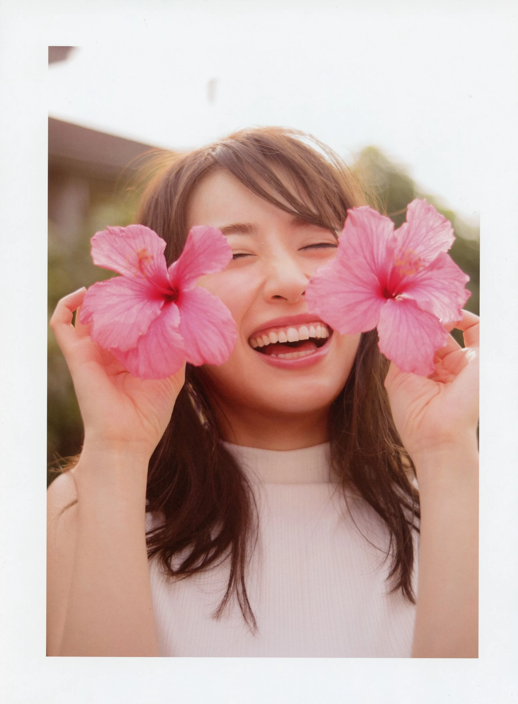 [辣妹]曾思雨藝術攝影大師作：曾思雨優雅於戶外釋放美胸風採大圖演繹 - 81