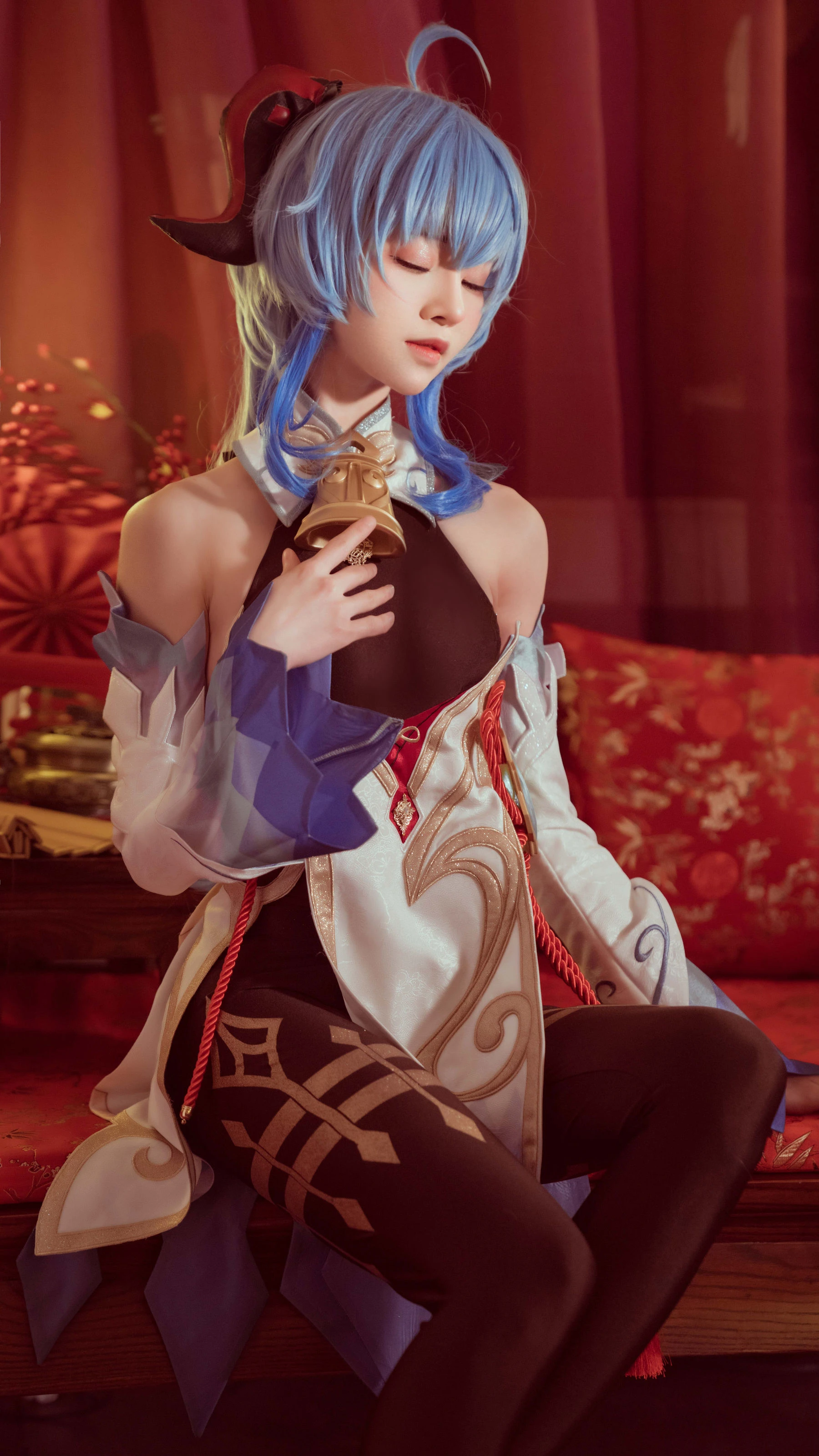 [美女]韓雅怡首發寫真作品：寫真館攝影性感詮釋韓雅怡美胸曲線神韻綻放寫真集 - 1