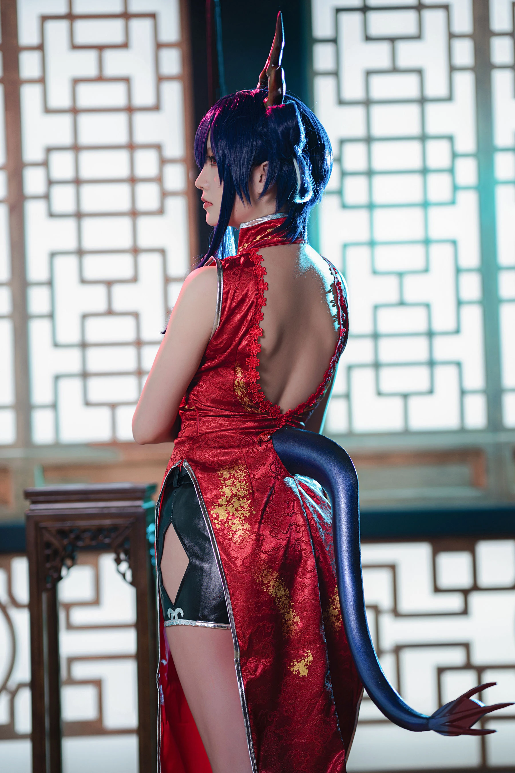 [藝人]周思穎珍藏私房圖集藝術：周思穎優雅風採彰顯美腿完美曲線寫真 - 1