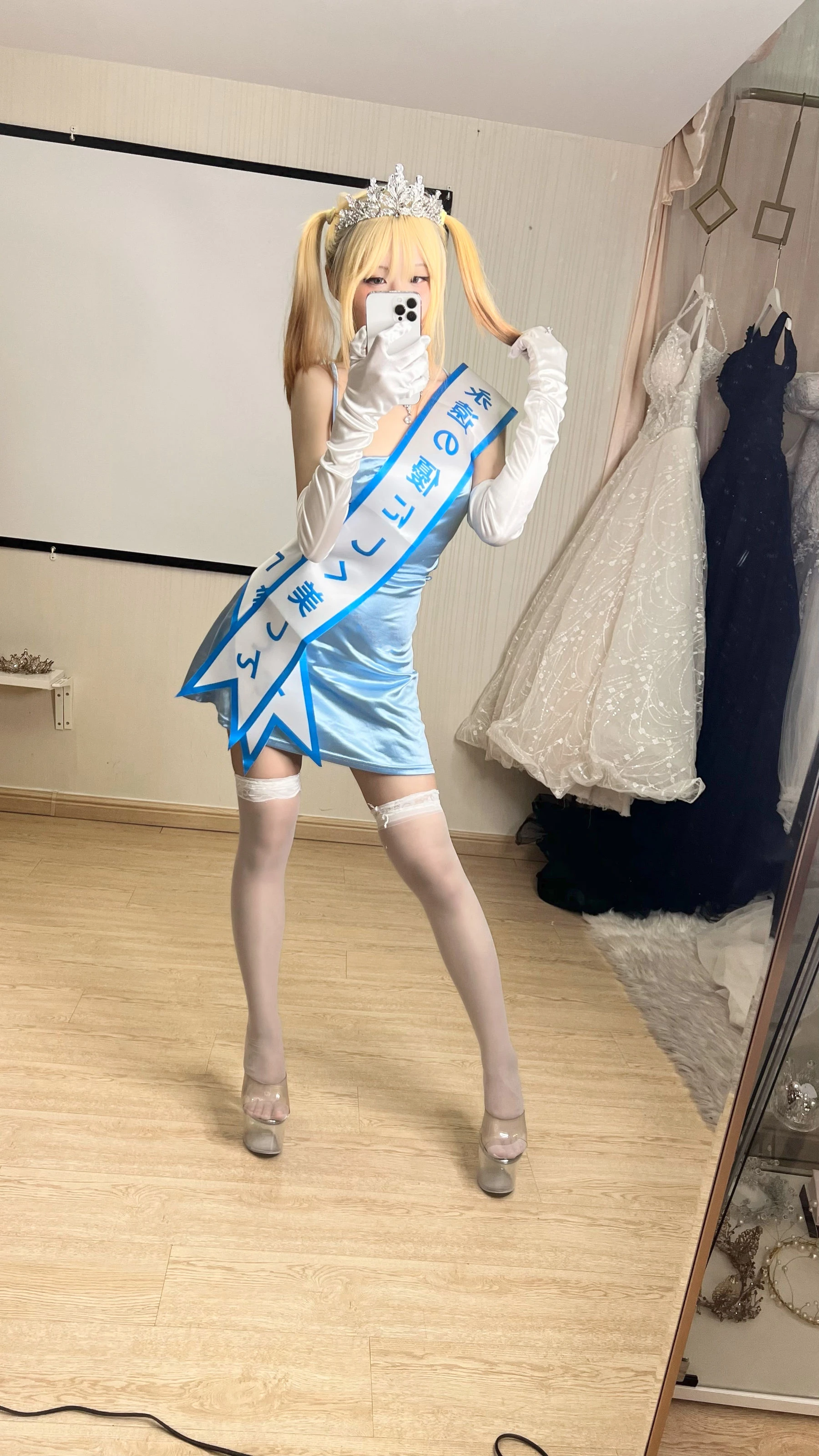 [紅人]周詩怡街拍超清藝術珍藏：周詩怡優雅演繹美腿完美魅力釋放寫真藝術 - 41