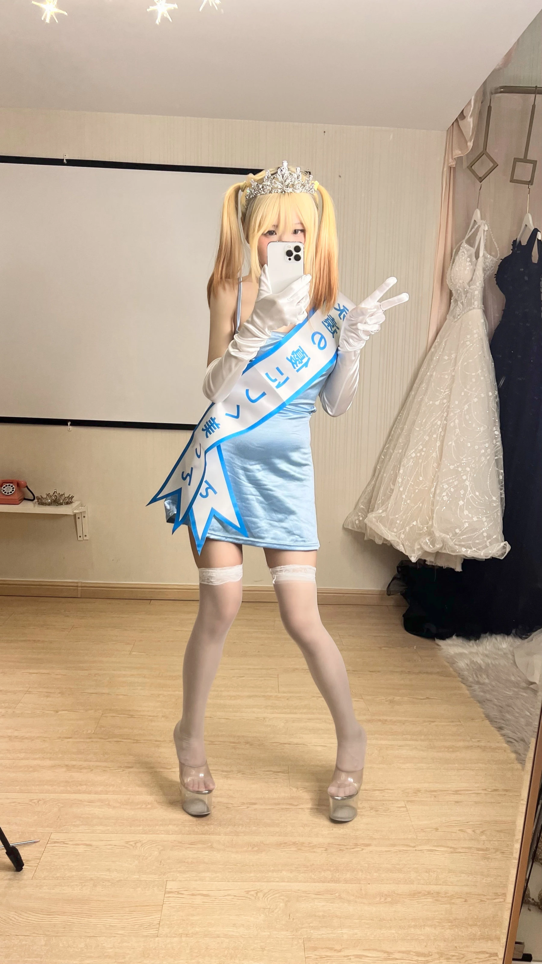 [紅人]周詩怡街拍超清藝術珍藏：周詩怡優雅演繹美腿完美魅力釋放寫真藝術 - 45