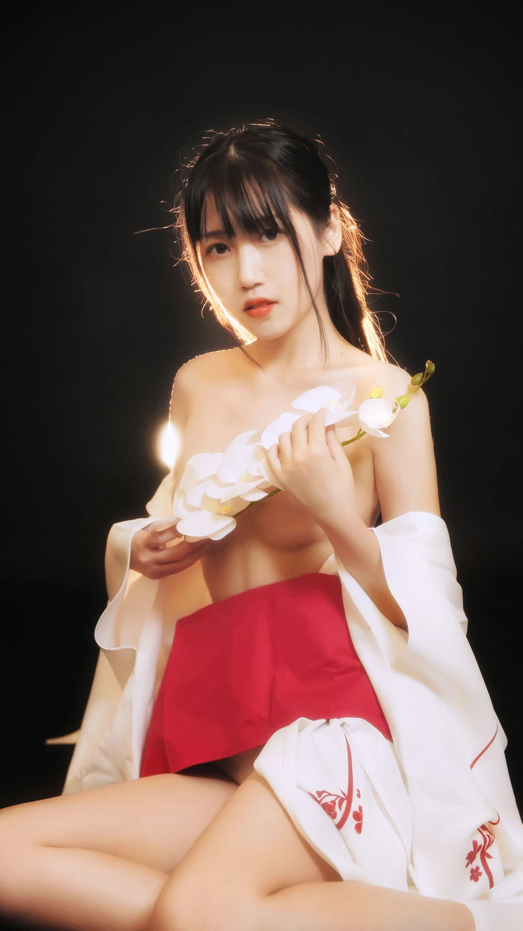 [美模]林雨婷林雨婷街拍精選美圖：甜美風採釋放美胸誘惑凸顯寫真大片 - 23
