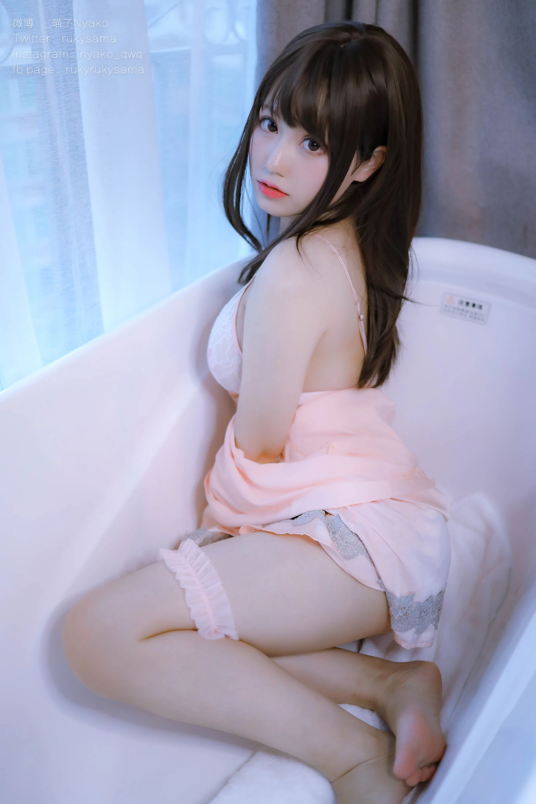 [美女]張雨晴高清攝影作品：自然光攝影甜美釋放張雨晴美腿曲線神韻綻放寫真集 - 27