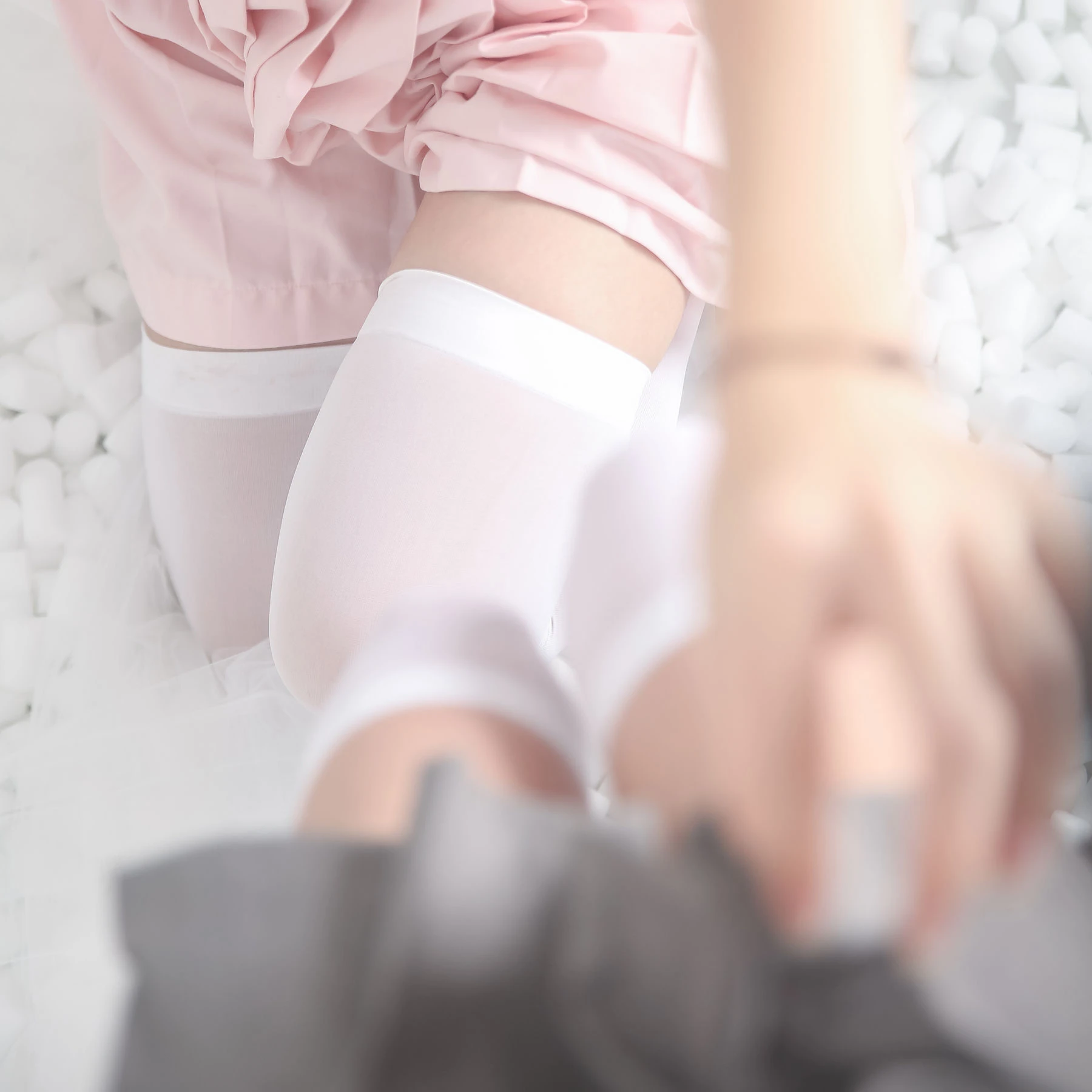 [少婦]李雅婷李雅婷魅惑格調寫真大賞：戶外高清寫真演繹長腿誘惑美學 - 15