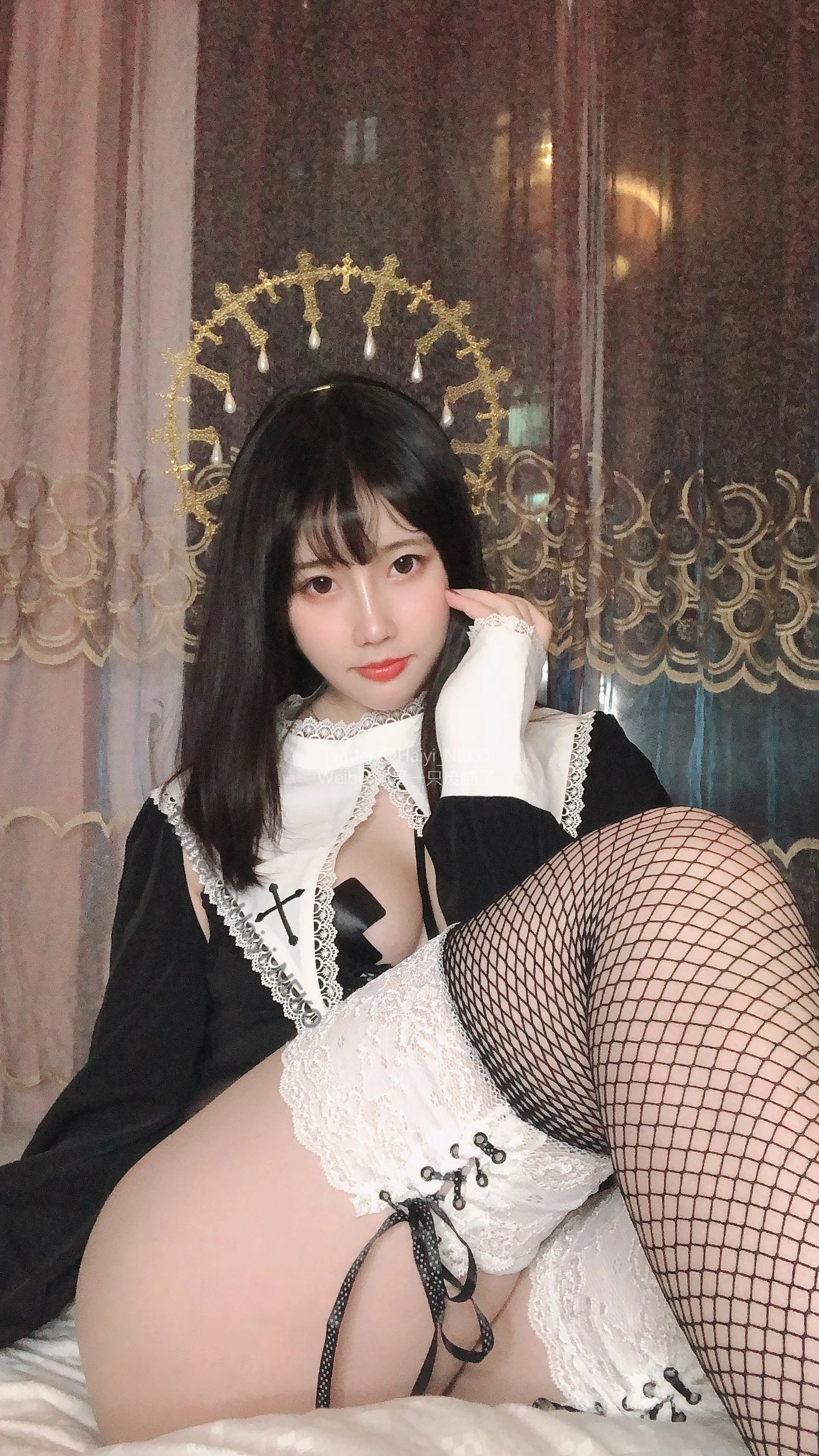 [正妹]周雨萌藝術攝影大師作：周雨萌火辣於室內釋放翹臀韻味大圖演繹 - 15